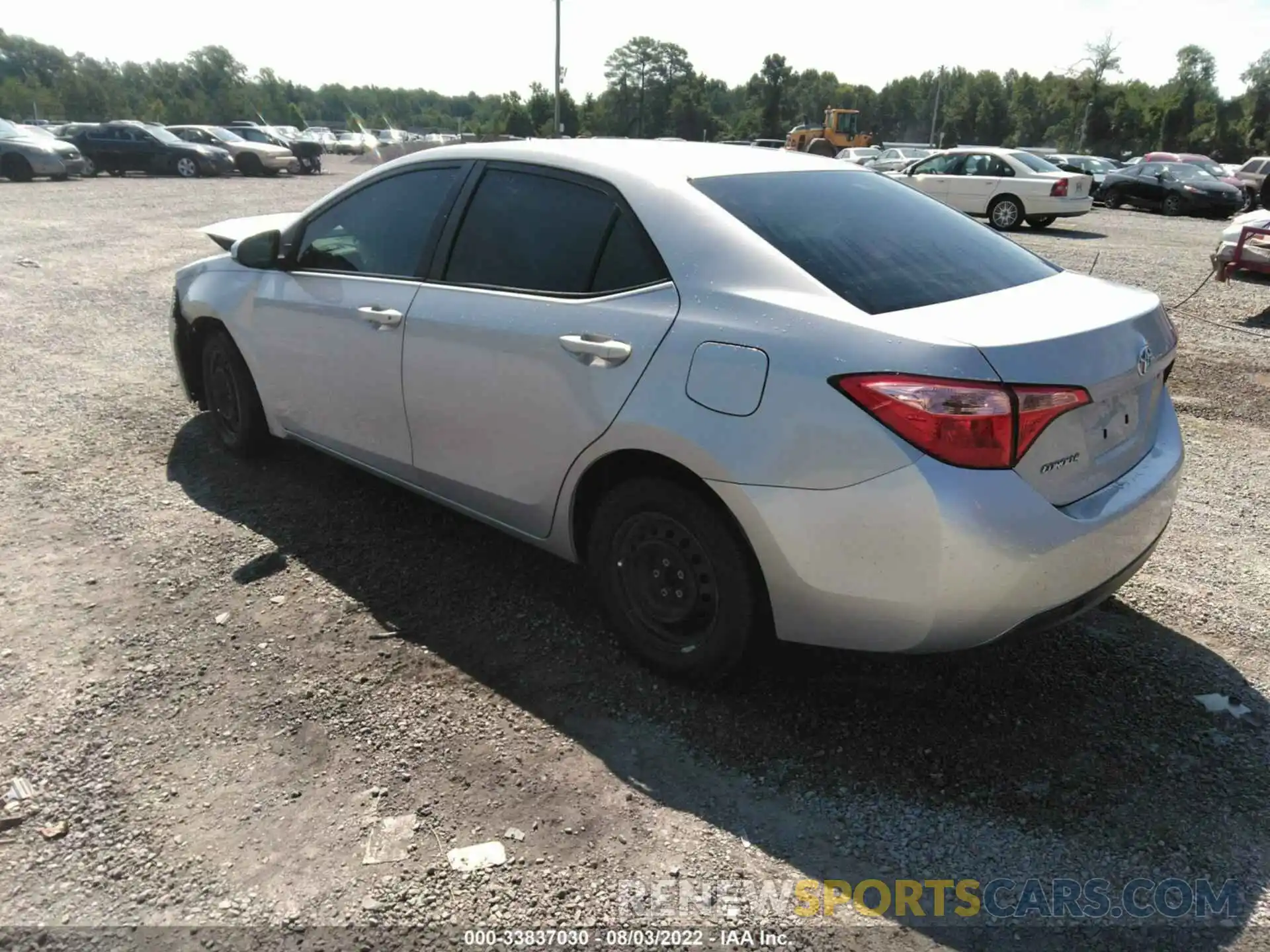 3 Photograph of a damaged car 2T1BURHE0KC173317 TOYOTA COROLLA 2019