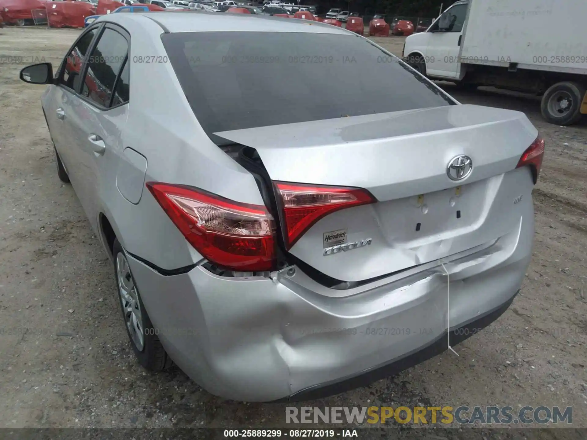 6 Photograph of a damaged car 2T1BURHE0KC173513 TOYOTA COROLLA 2019