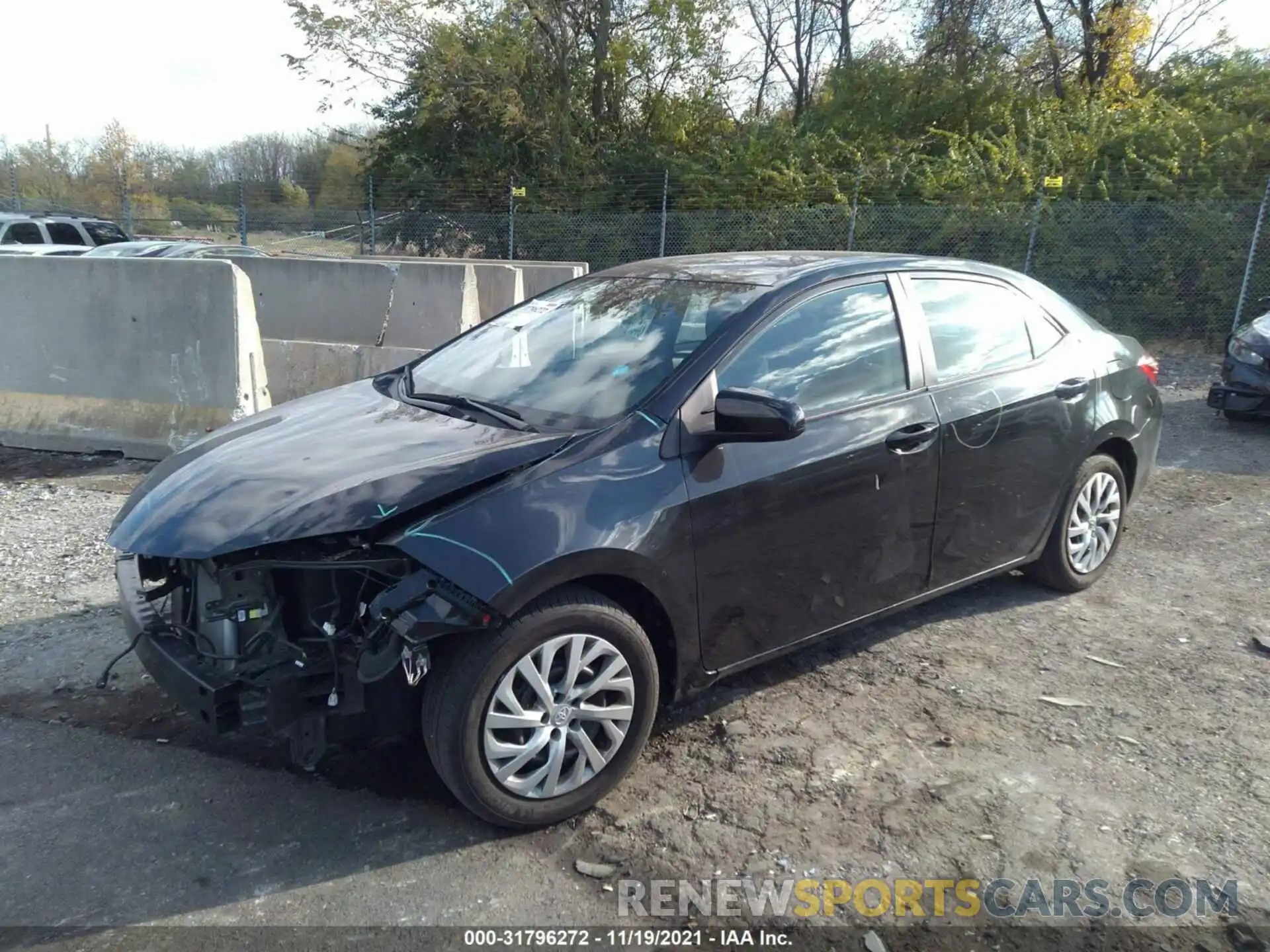 2 Photograph of a damaged car 2T1BURHE0KC174659 TOYOTA COROLLA 2019