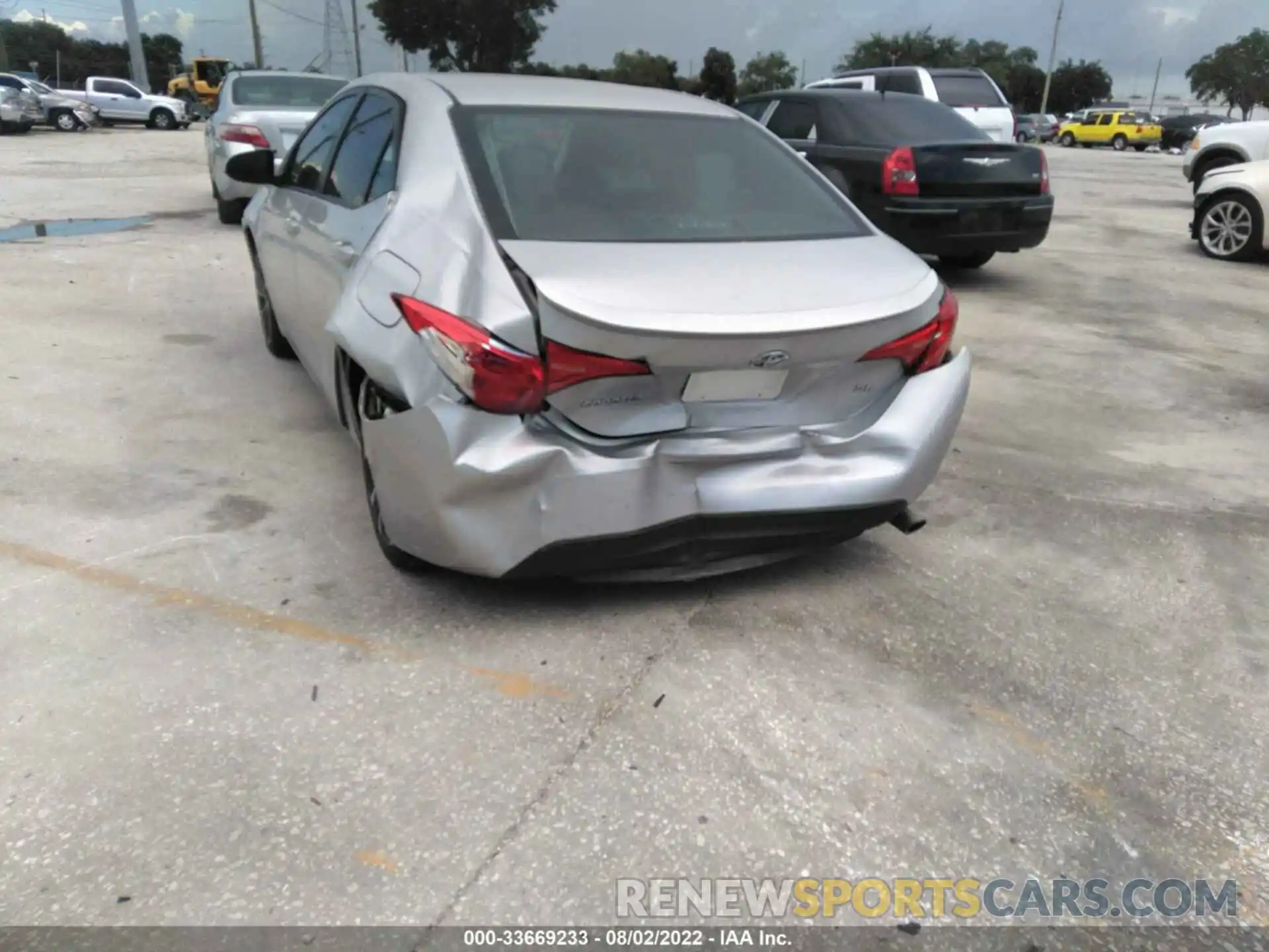 6 Photograph of a damaged car 2T1BURHE0KC174743 TOYOTA COROLLA 2019