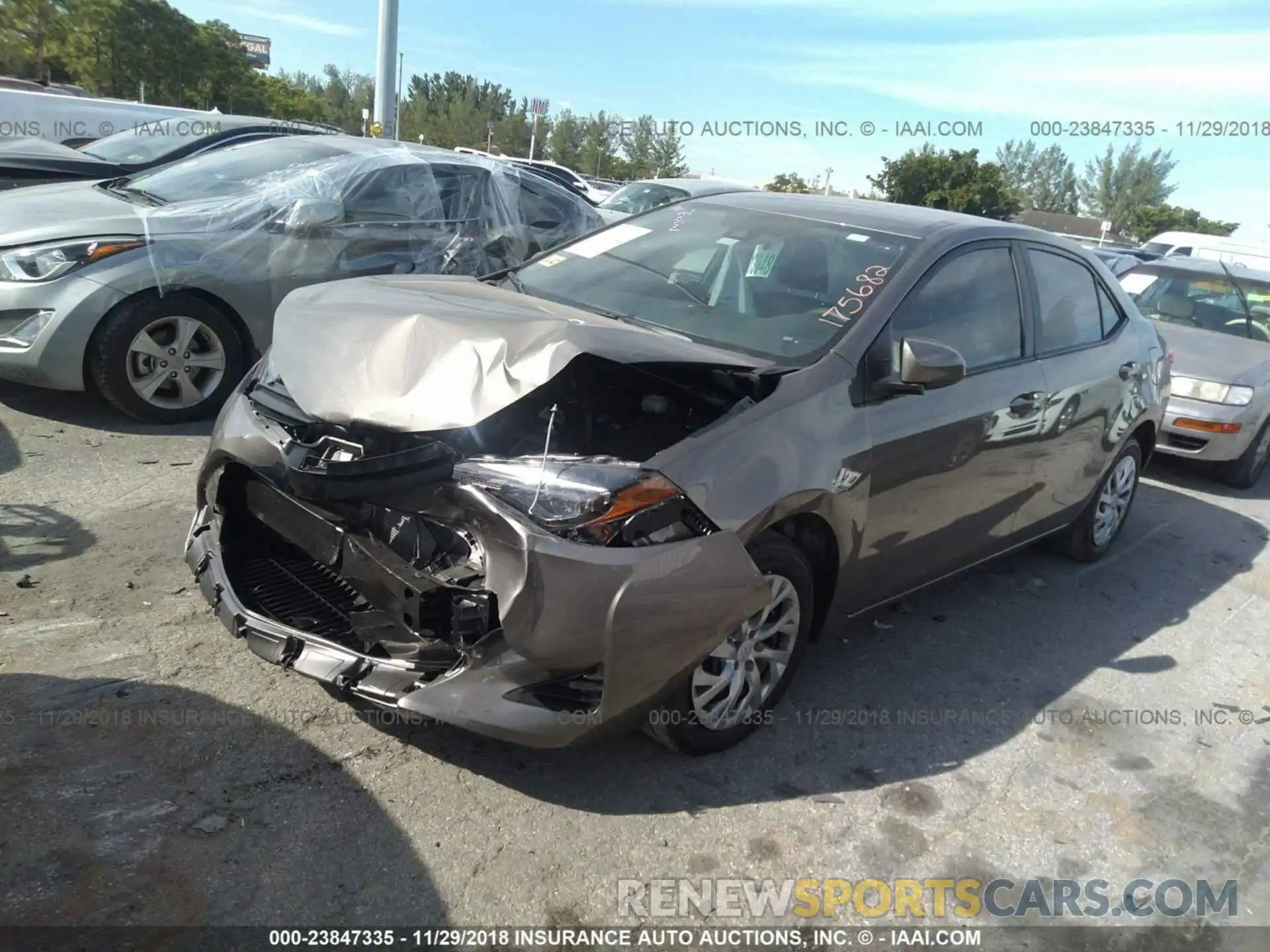 2 Photograph of a damaged car 2T1BURHE0KC175682 TOYOTA COROLLA 2019