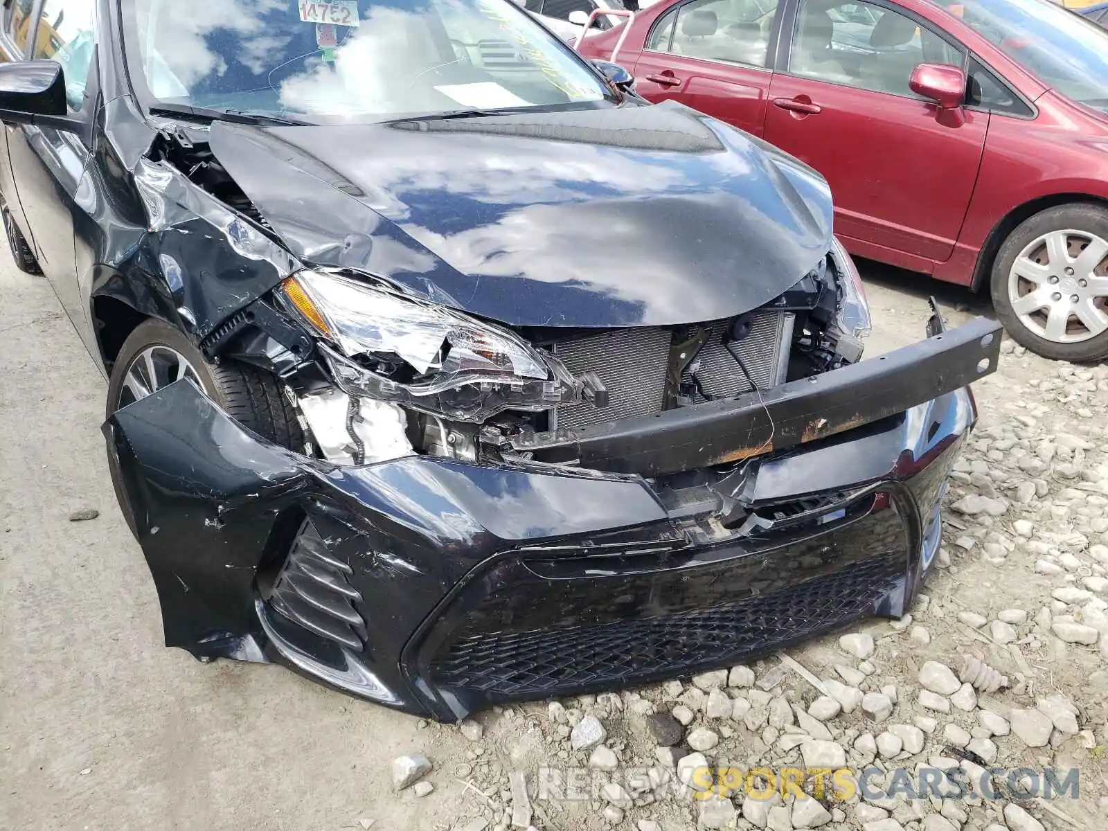 9 Photograph of a damaged car 2T1BURHE0KC175875 TOYOTA COROLLA 2019