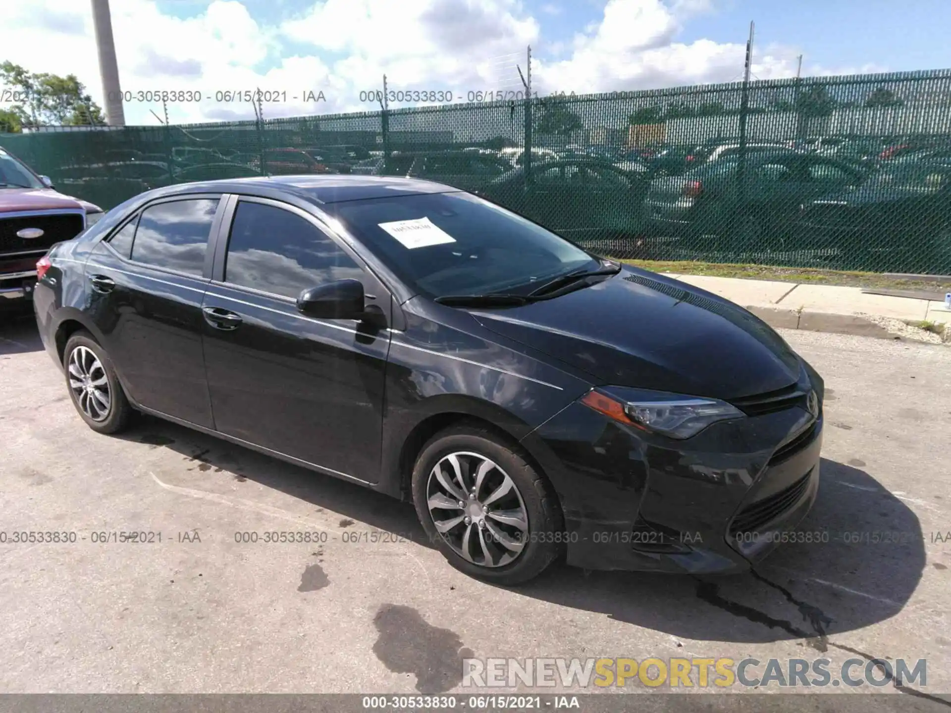 1 Photograph of a damaged car 2T1BURHE0KC176251 TOYOTA COROLLA 2019