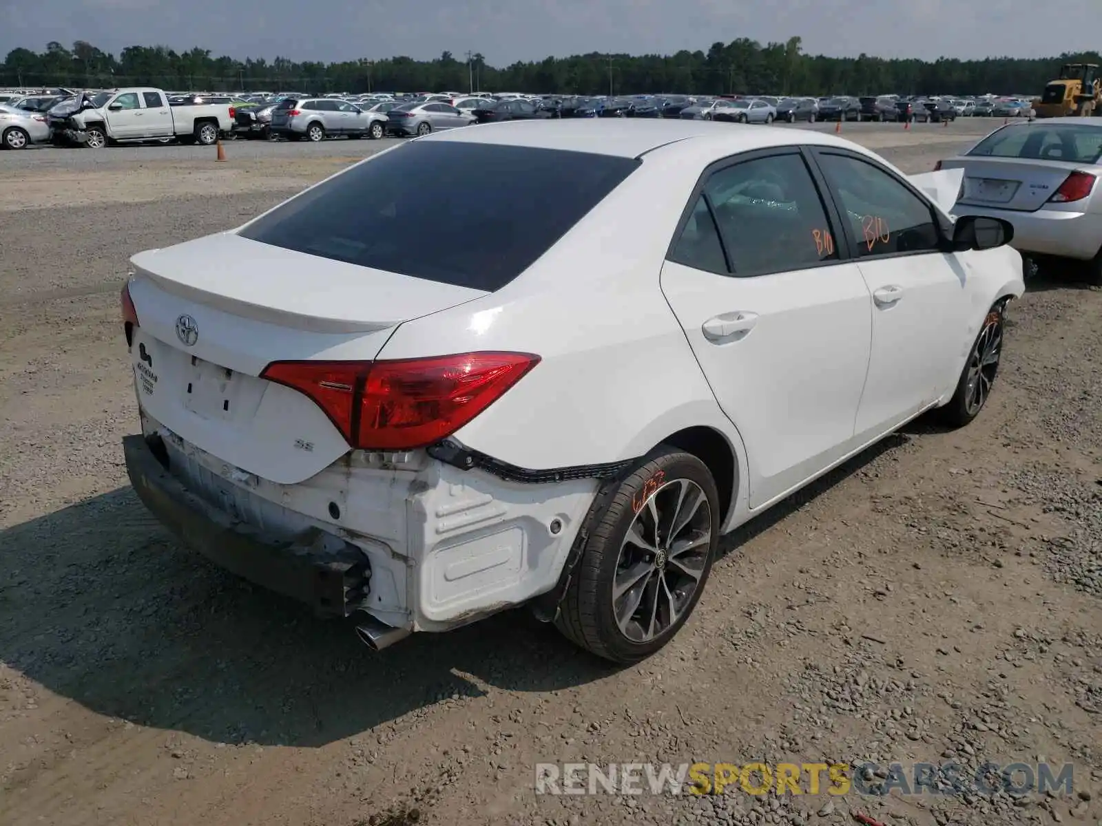 4 Photograph of a damaged car 2T1BURHE0KC177187 TOYOTA COROLLA 2019