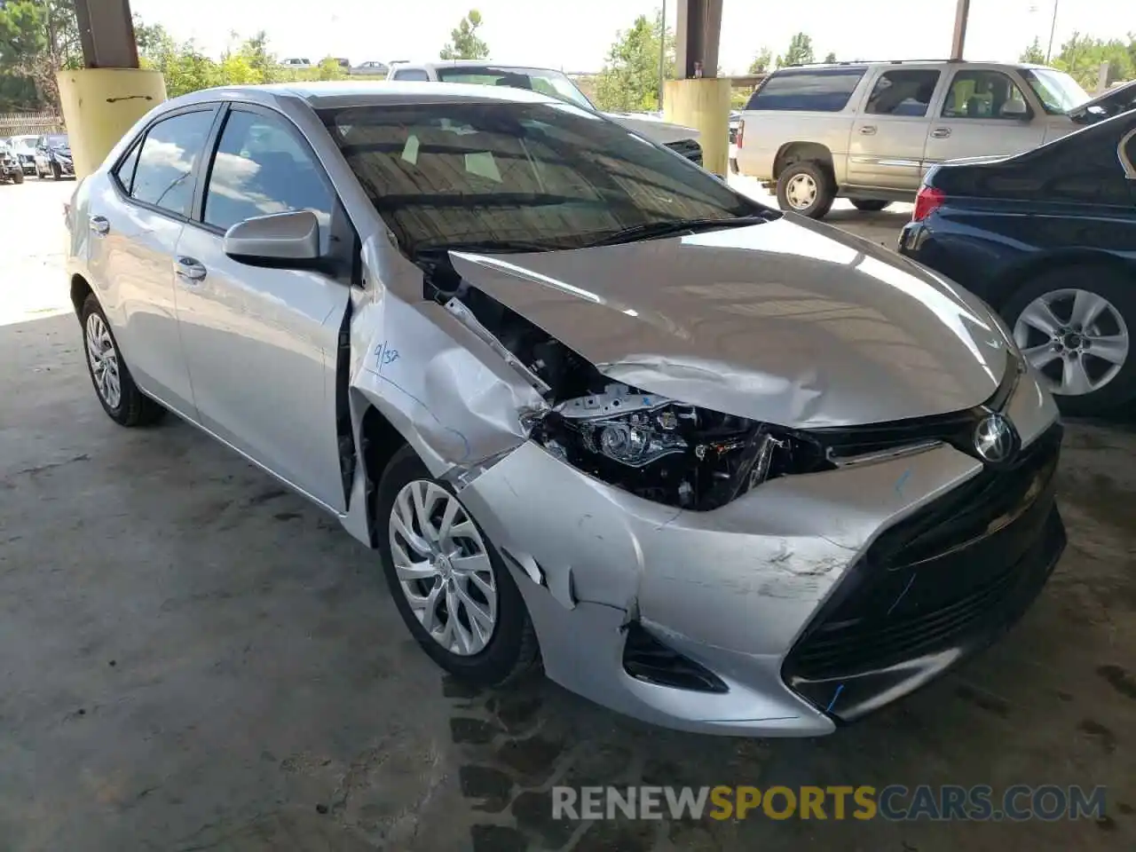 1 Photograph of a damaged car 2T1BURHE0KC177884 TOYOTA COROLLA 2019