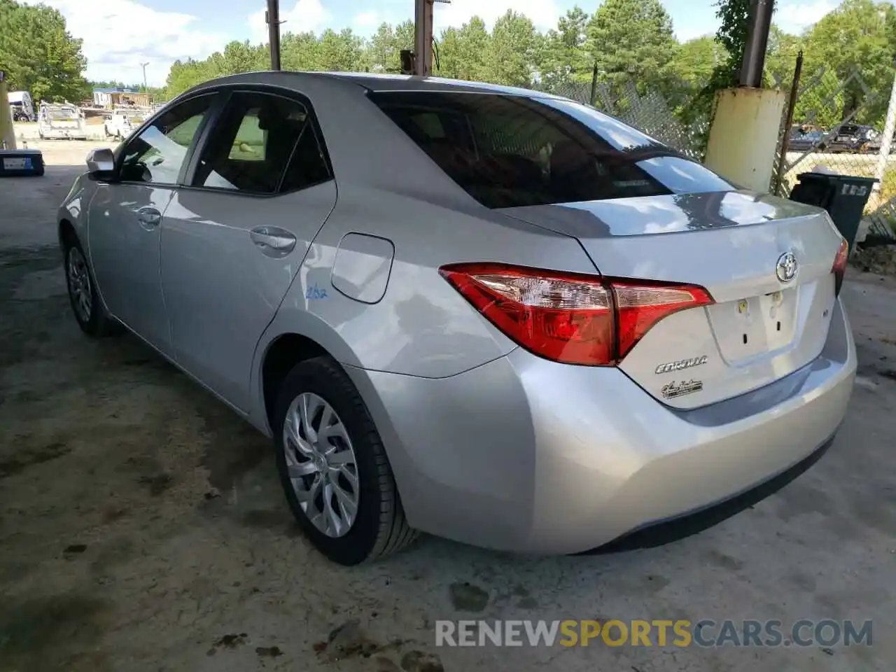 3 Photograph of a damaged car 2T1BURHE0KC177884 TOYOTA COROLLA 2019