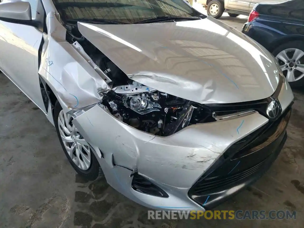 9 Photograph of a damaged car 2T1BURHE0KC177884 TOYOTA COROLLA 2019