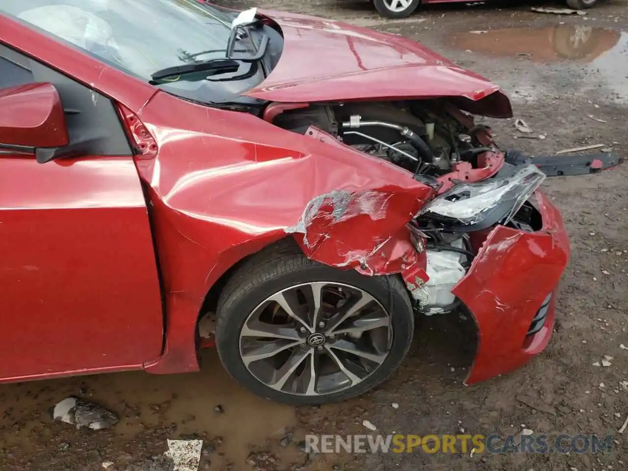 9 Photograph of a damaged car 2T1BURHE0KC179604 TOYOTA COROLLA 2019