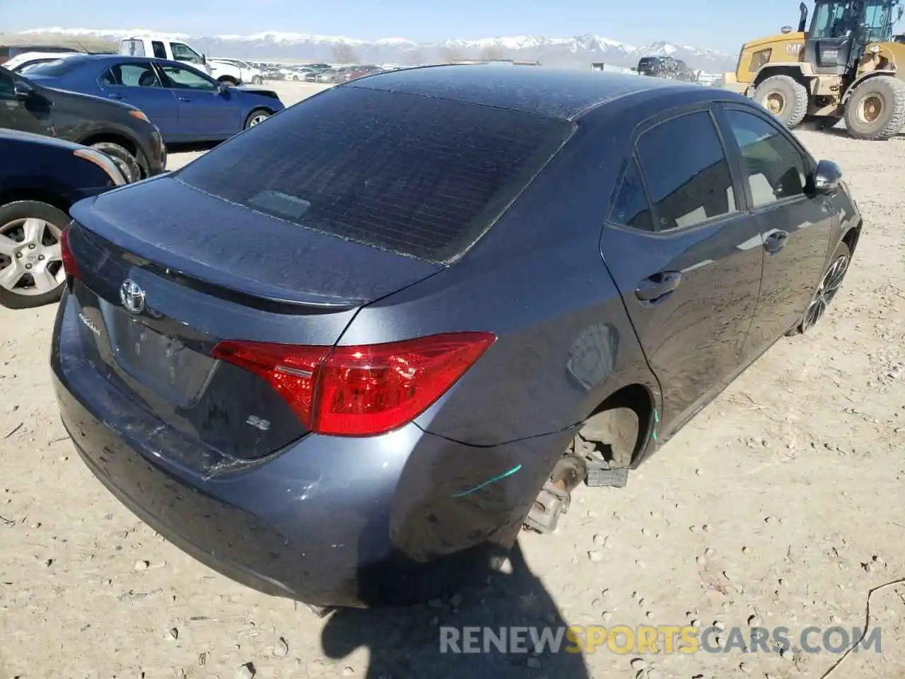 4 Photograph of a damaged car 2T1BURHE0KC179960 TOYOTA COROLLA 2019