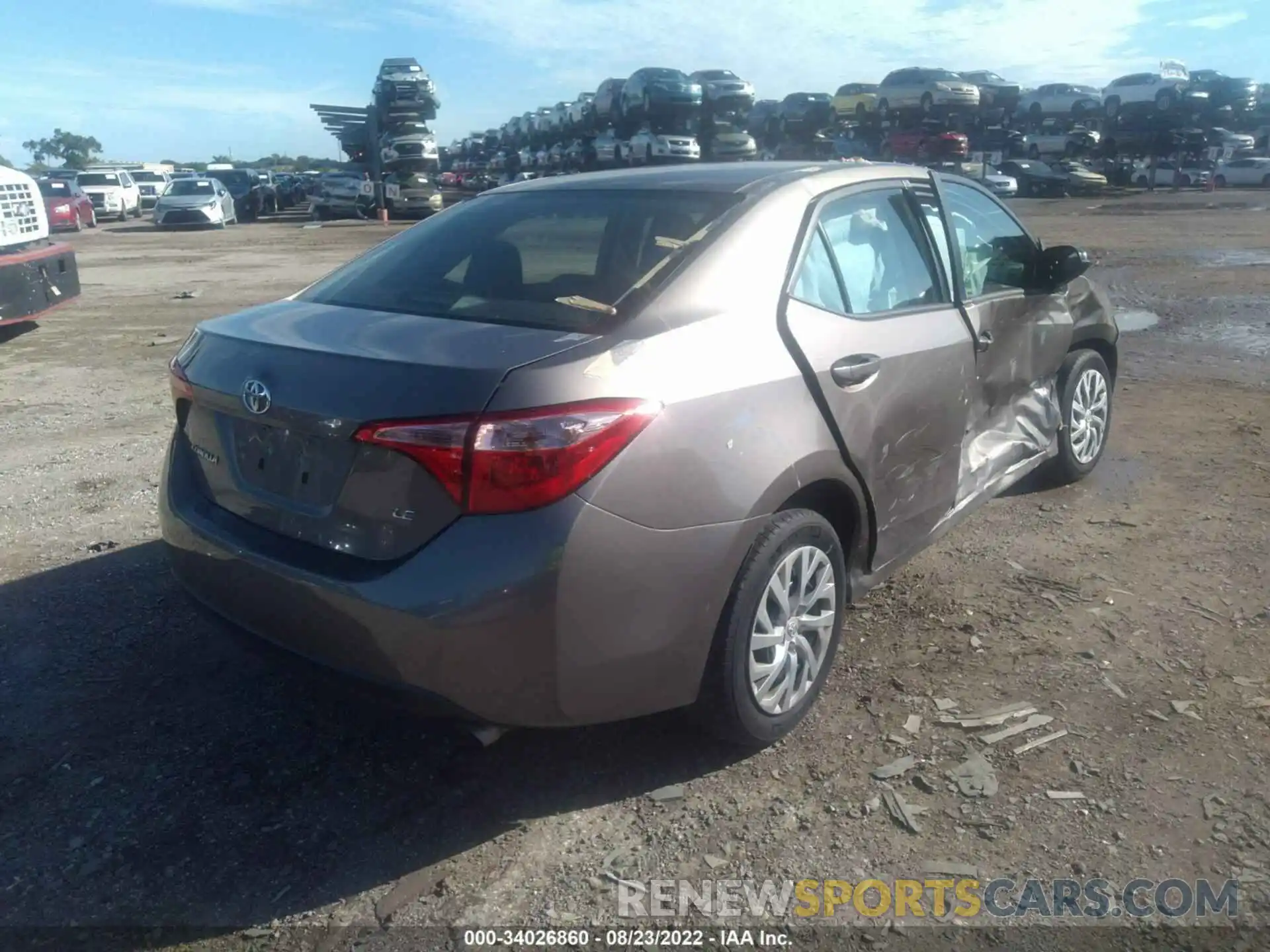 4 Photograph of a damaged car 2T1BURHE0KC180123 TOYOTA COROLLA 2019