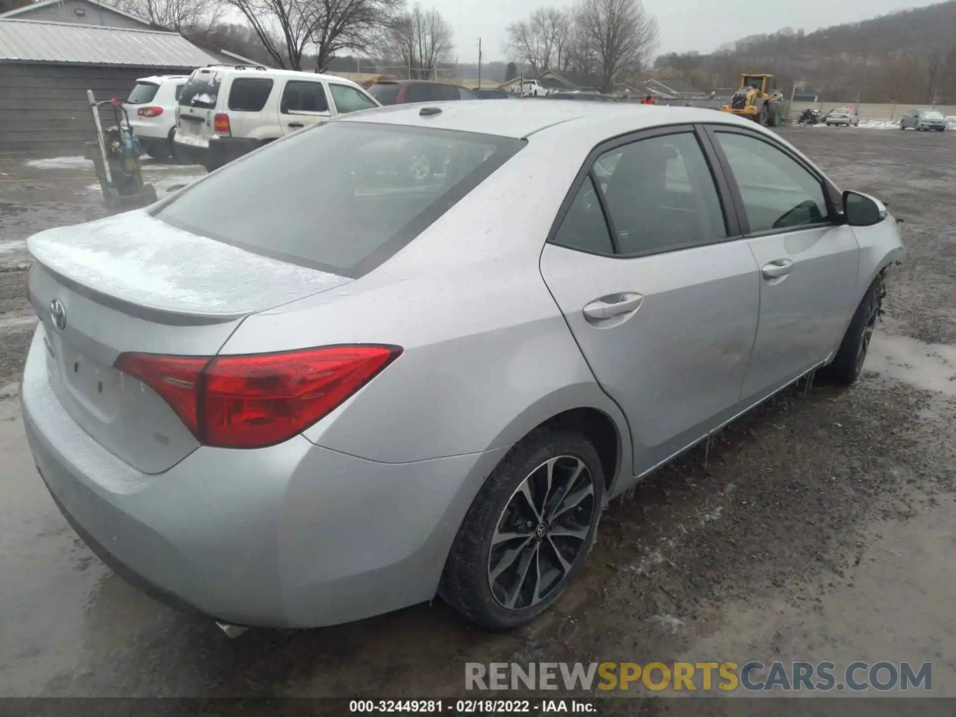 4 Photograph of a damaged car 2T1BURHE0KC180137 TOYOTA COROLLA 2019