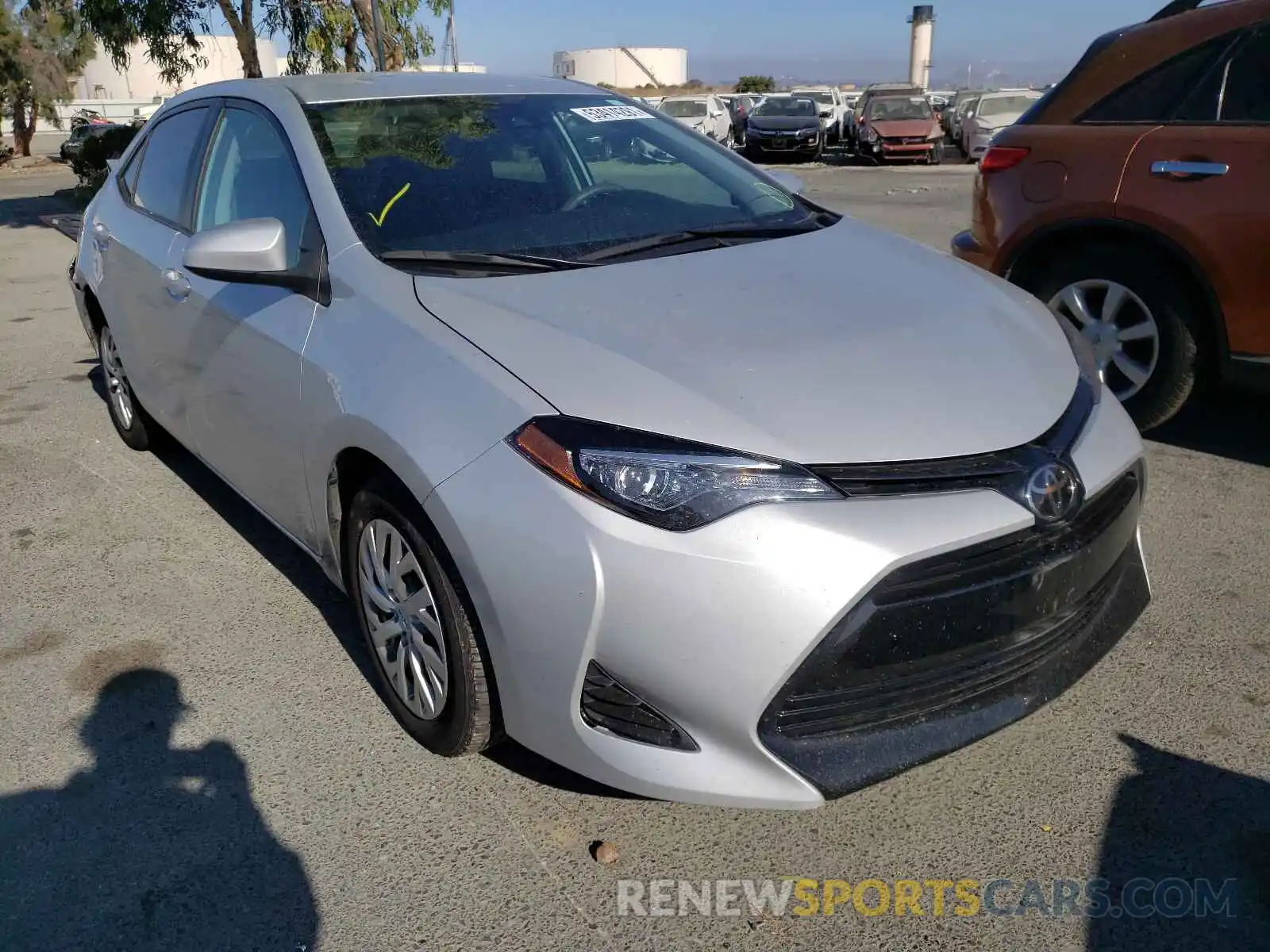 1 Photograph of a damaged car 2T1BURHE0KC180252 TOYOTA COROLLA 2019