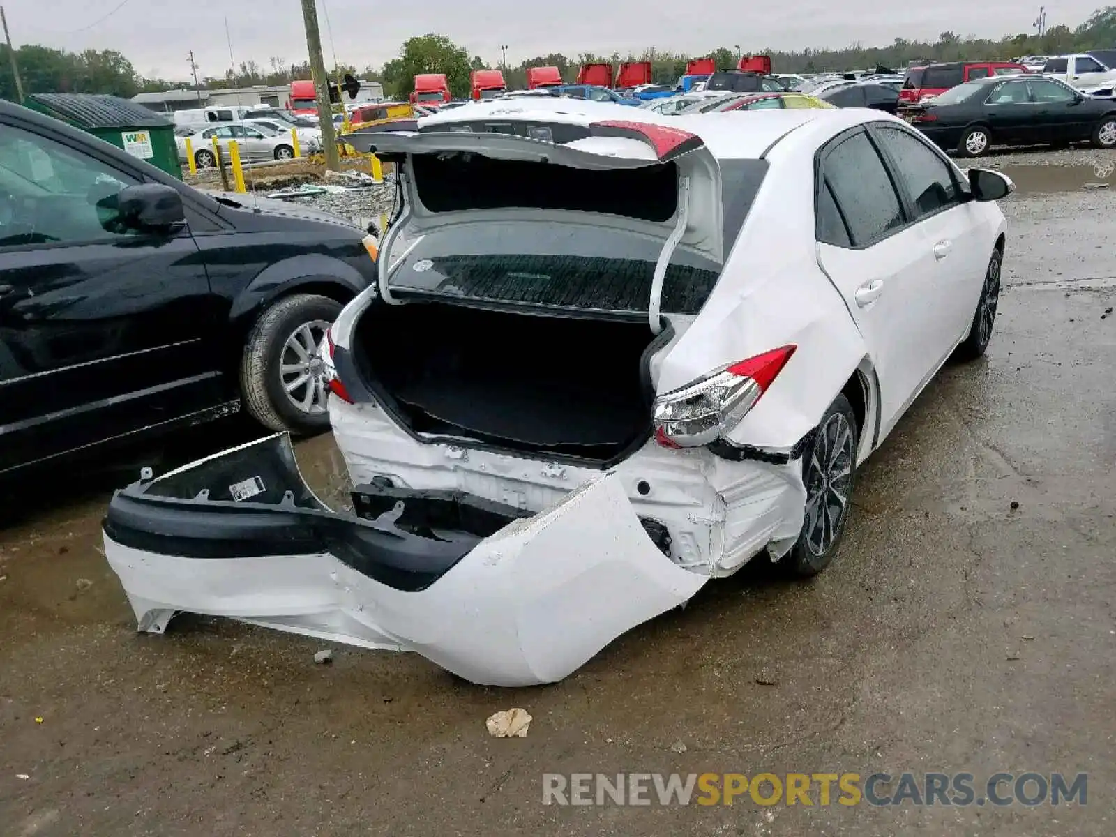 4 Photograph of a damaged car 2T1BURHE0KC181255 TOYOTA COROLLA 2019