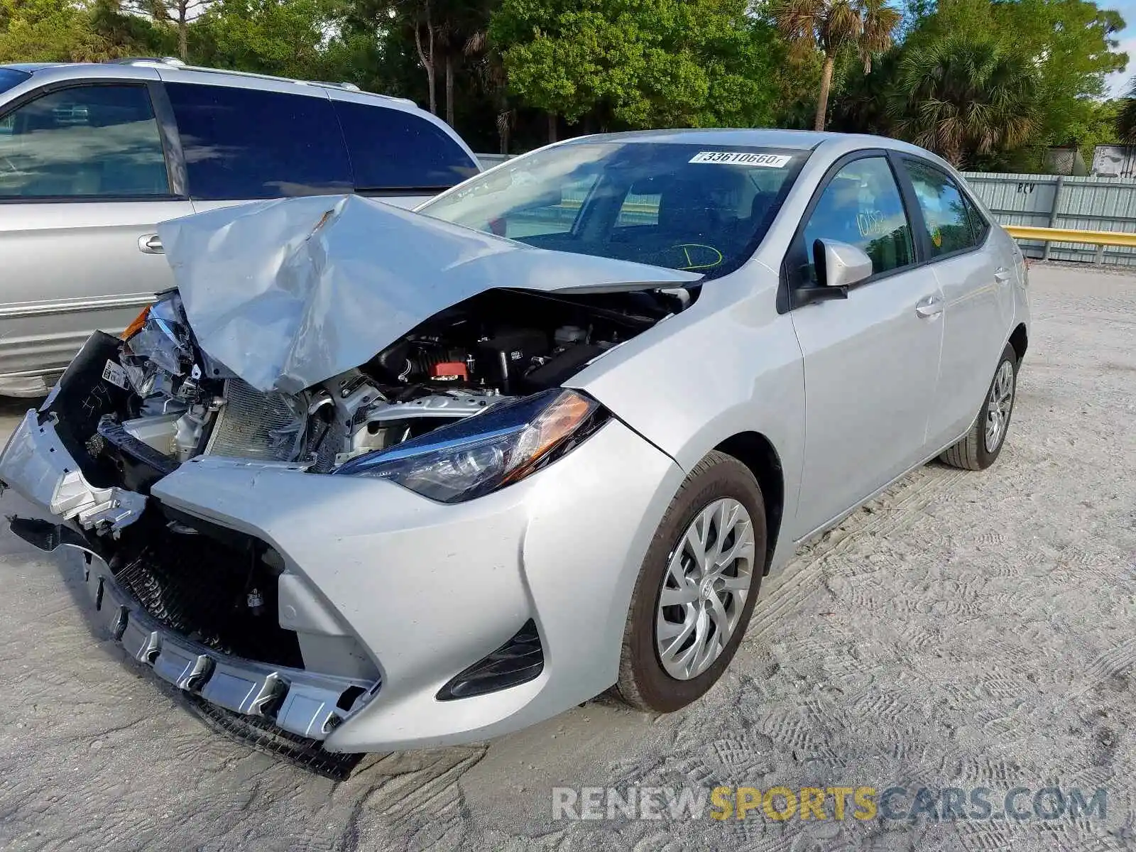 2 Photograph of a damaged car 2T1BURHE0KC182017 TOYOTA COROLLA 2019