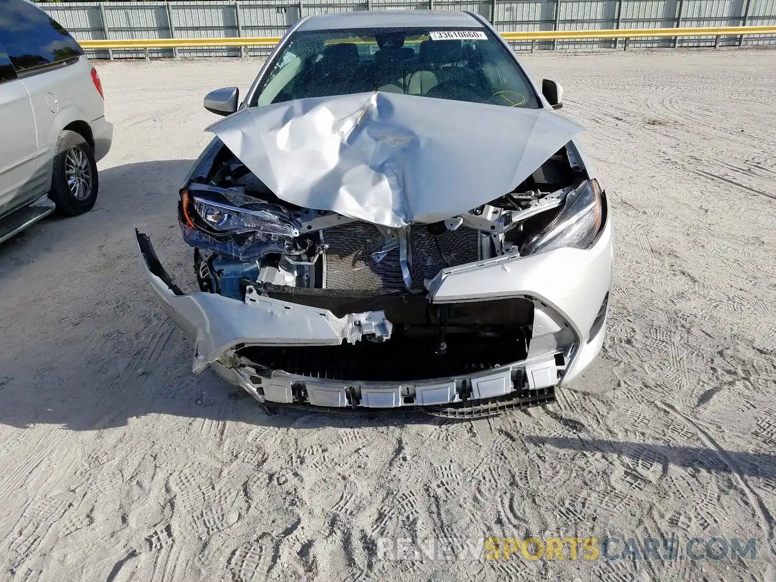 9 Photograph of a damaged car 2T1BURHE0KC182017 TOYOTA COROLLA 2019