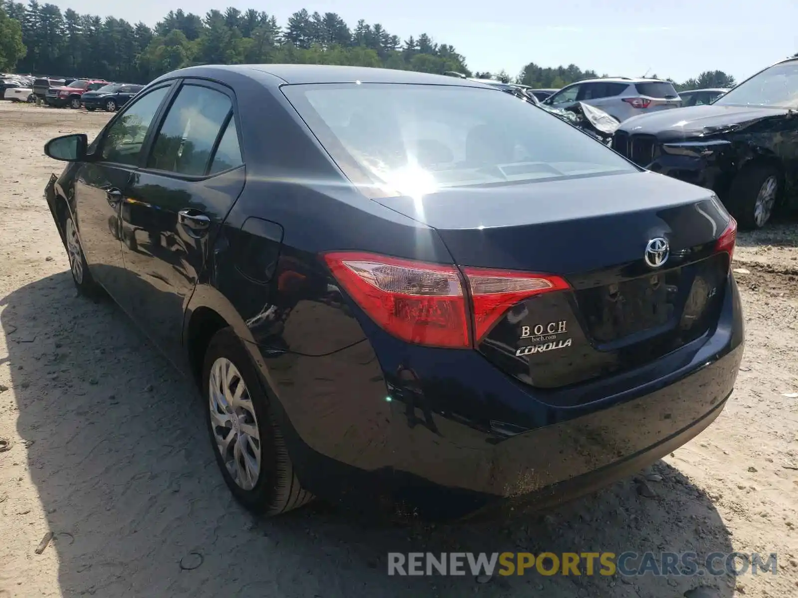 3 Photograph of a damaged car 2T1BURHE0KC182132 TOYOTA COROLLA 2019