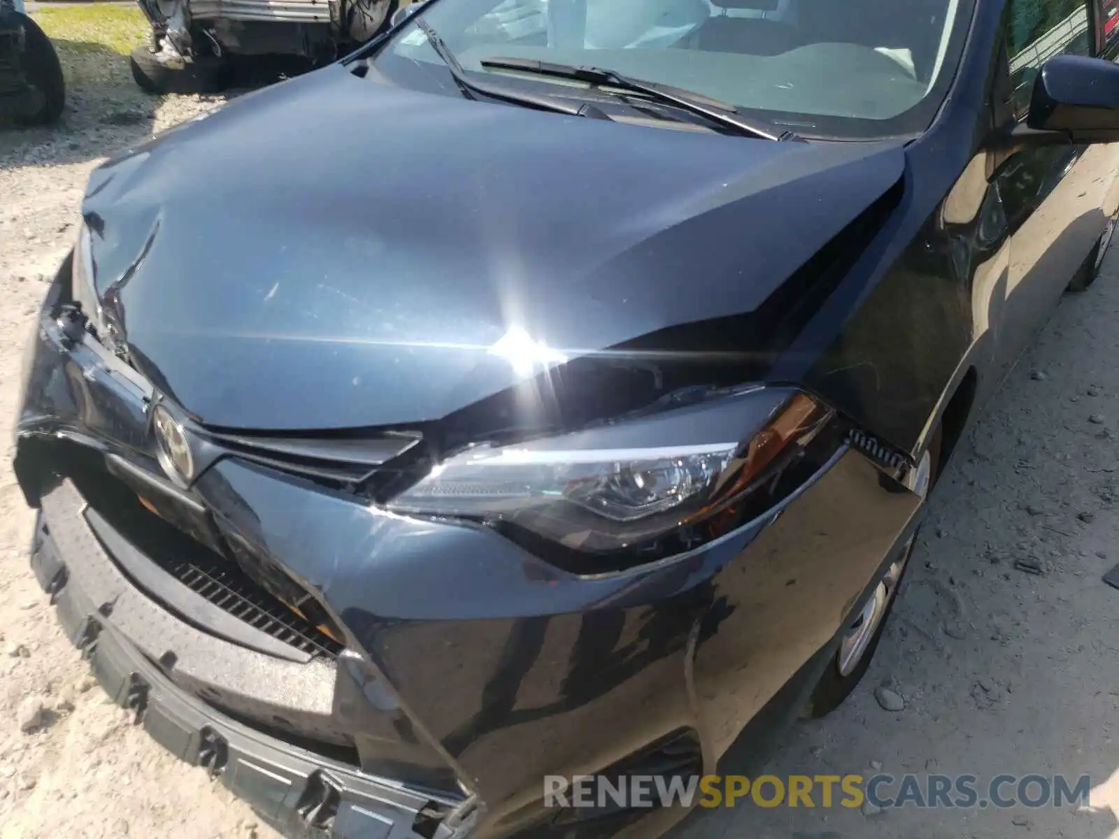 9 Photograph of a damaged car 2T1BURHE0KC182132 TOYOTA COROLLA 2019