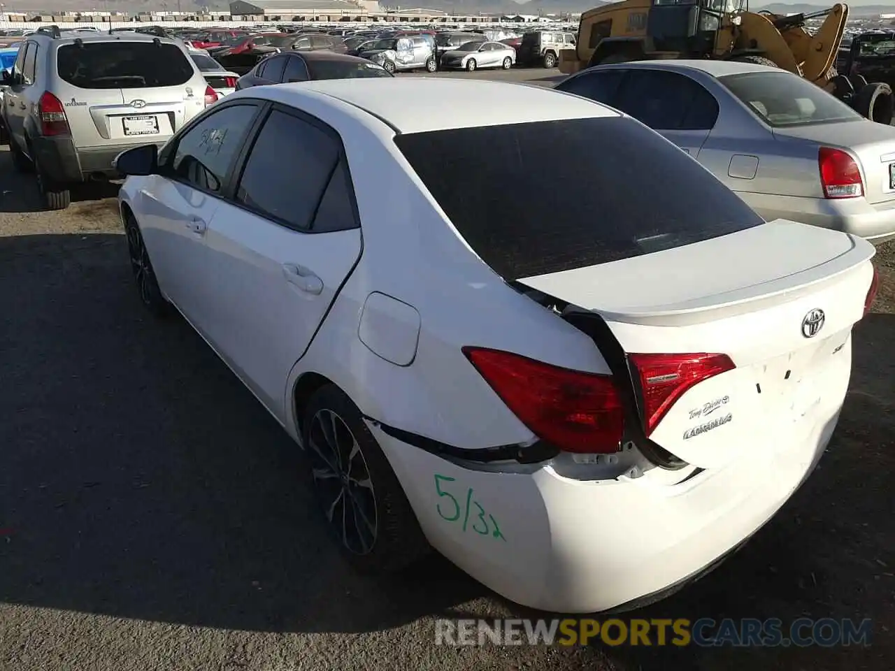 3 Photograph of a damaged car 2T1BURHE0KC182292 TOYOTA COROLLA 2019