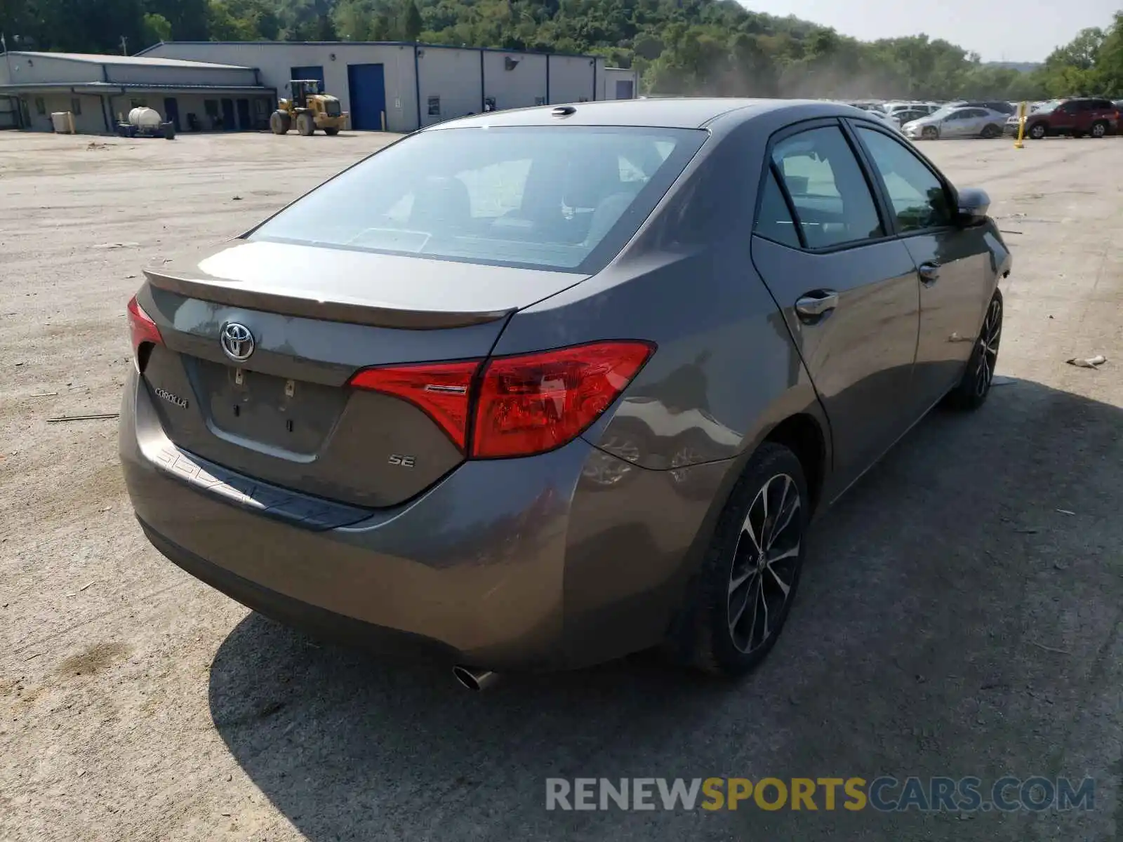 4 Photograph of a damaged car 2T1BURHE0KC182910 TOYOTA COROLLA 2019