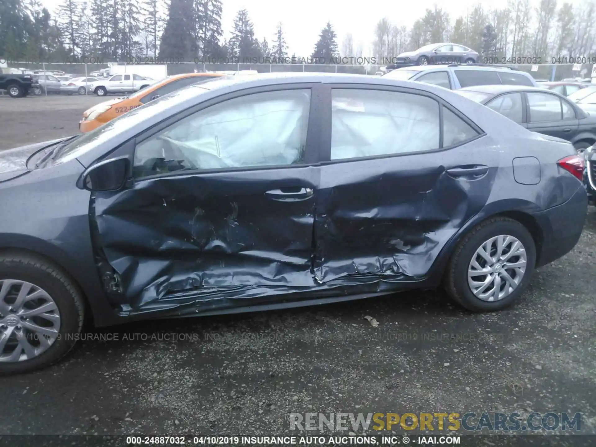 6 Photograph of a damaged car 2T1BURHE0KC183023 TOYOTA COROLLA 2019