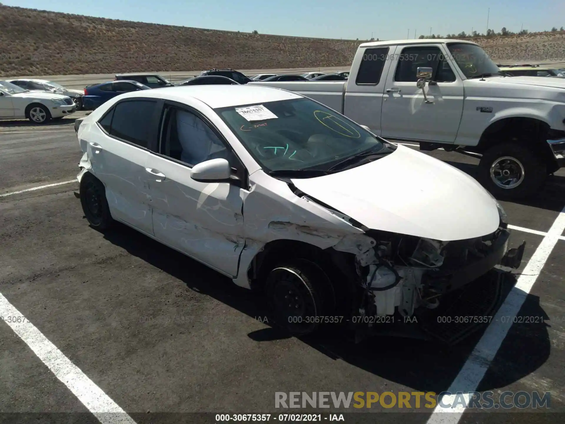 1 Photograph of a damaged car 2T1BURHE0KC183149 TOYOTA COROLLA 2019