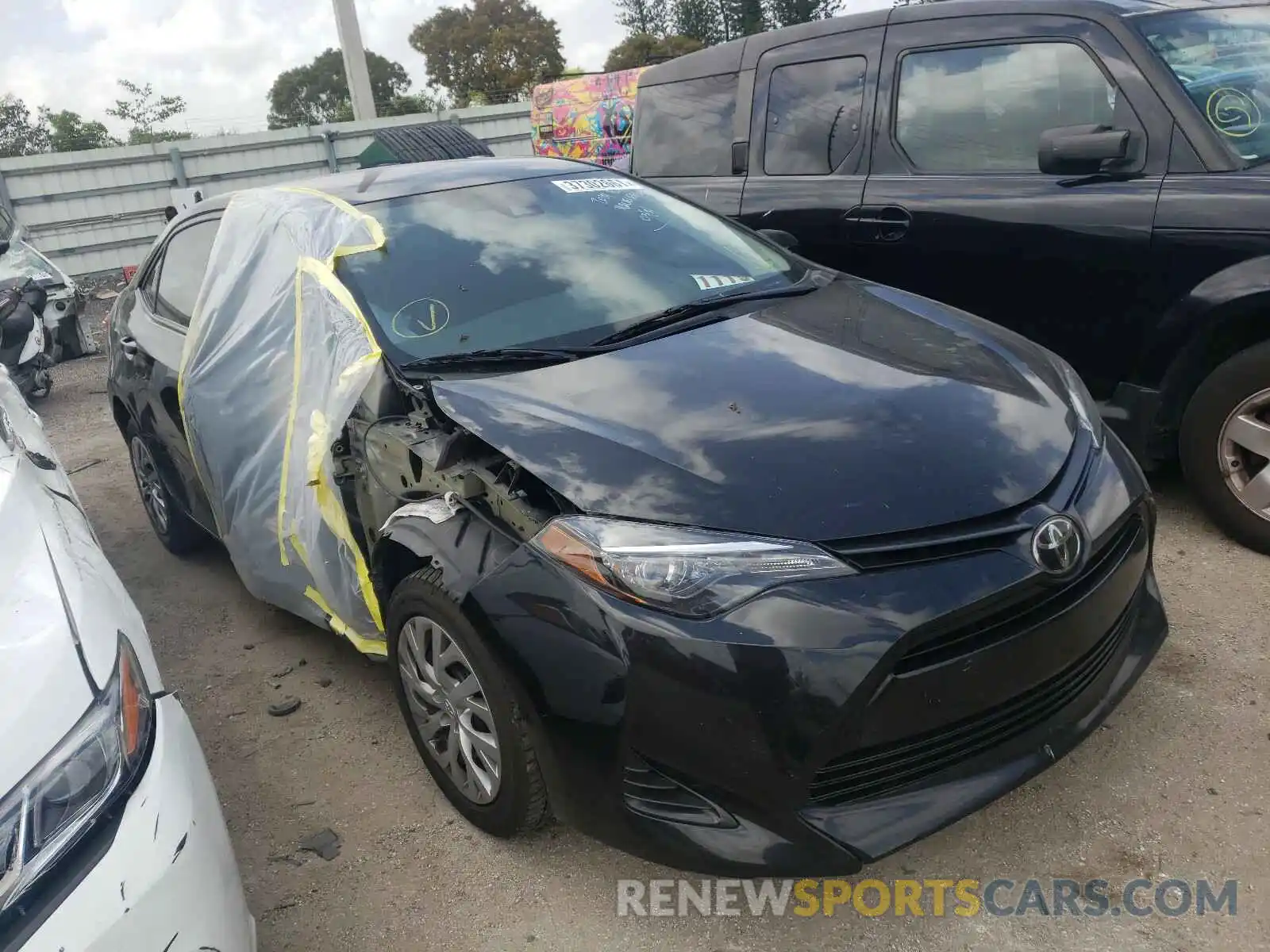 1 Photograph of a damaged car 2T1BURHE0KC185127 TOYOTA COROLLA 2019