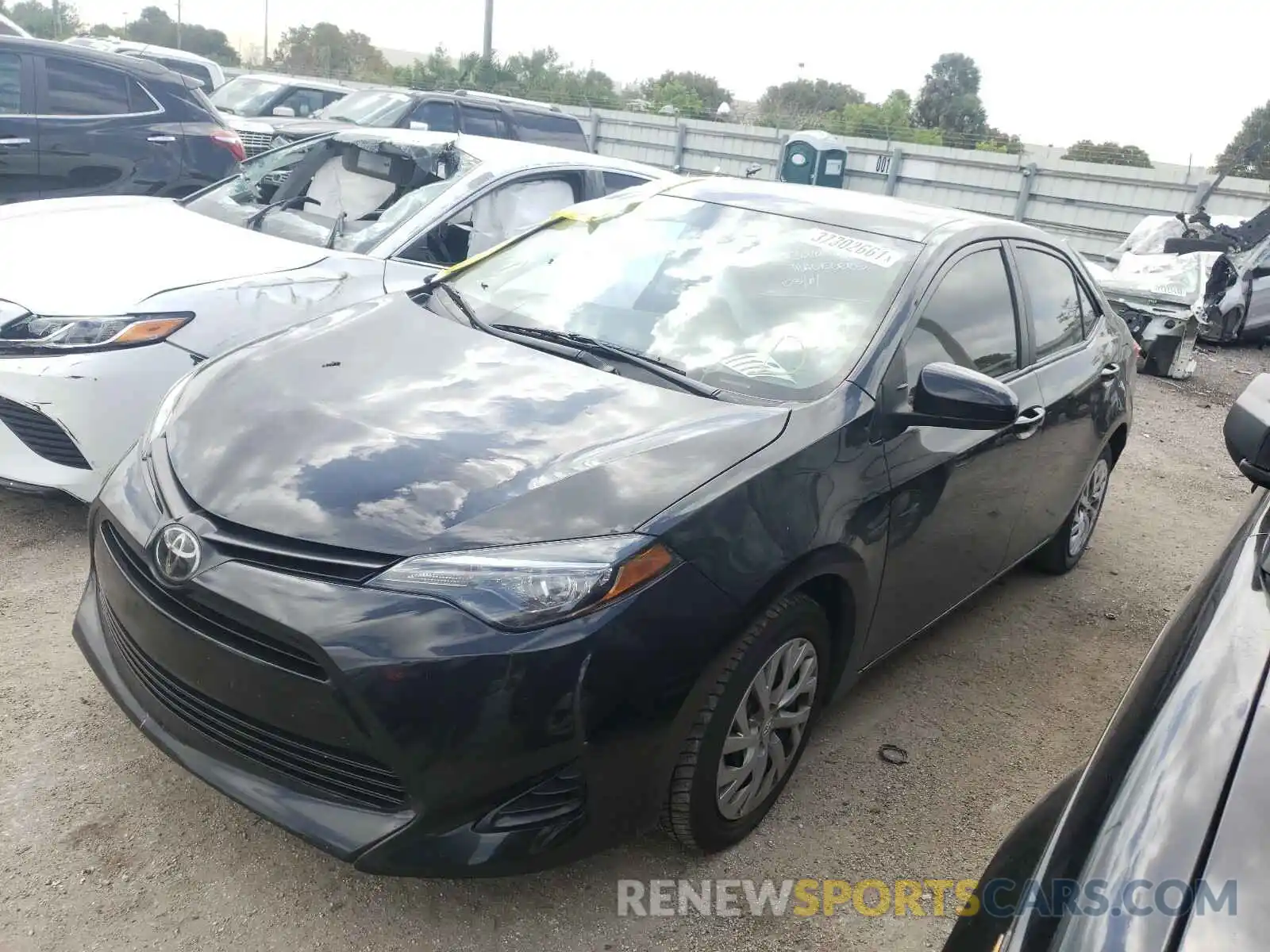 2 Photograph of a damaged car 2T1BURHE0KC185127 TOYOTA COROLLA 2019