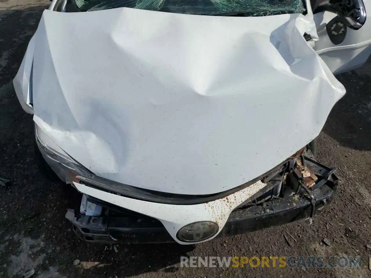 11 Photograph of a damaged car 2T1BURHE0KC186522 TOYOTA COROLLA 2019