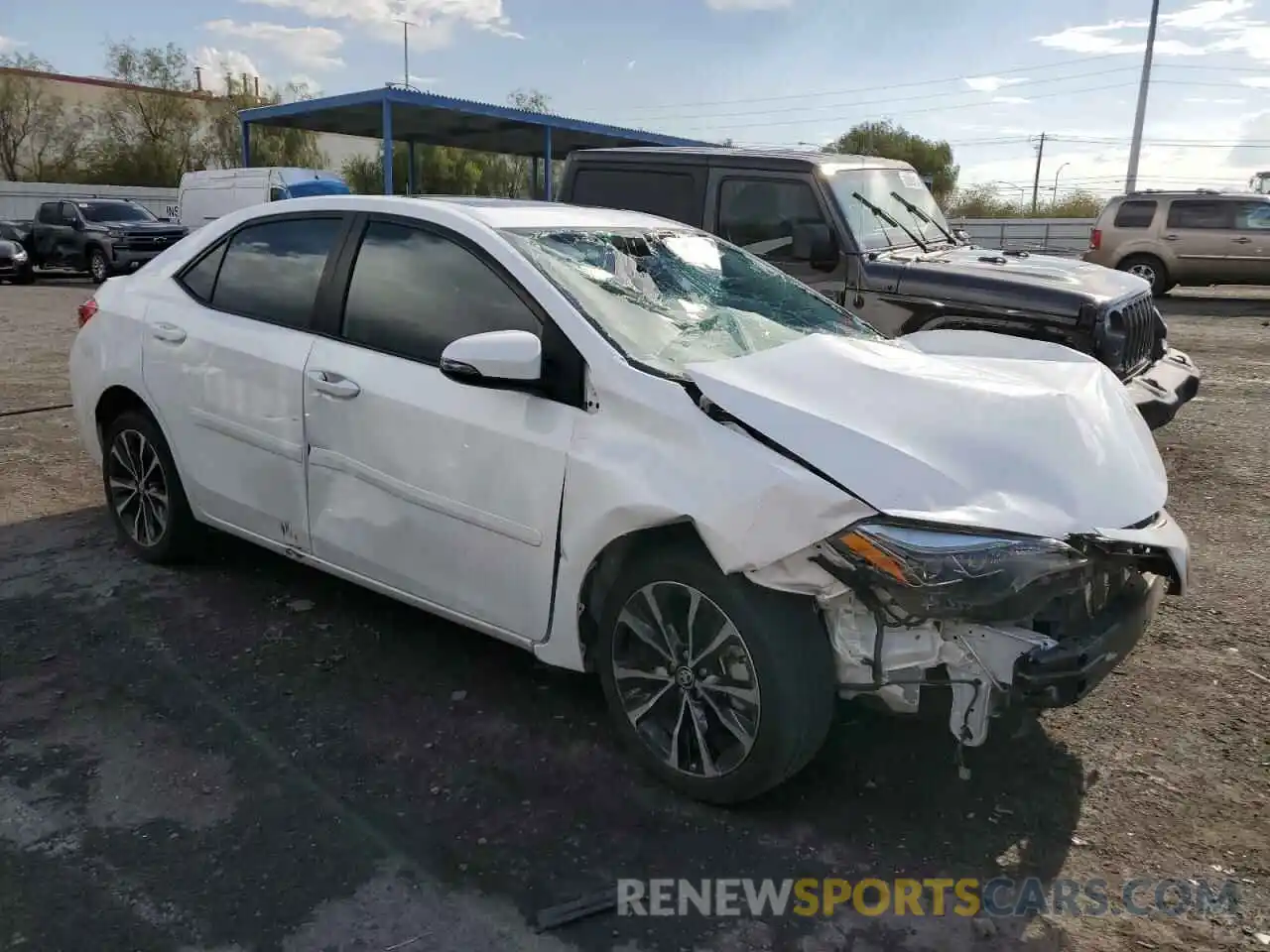 4 Photograph of a damaged car 2T1BURHE0KC186522 TOYOTA COROLLA 2019