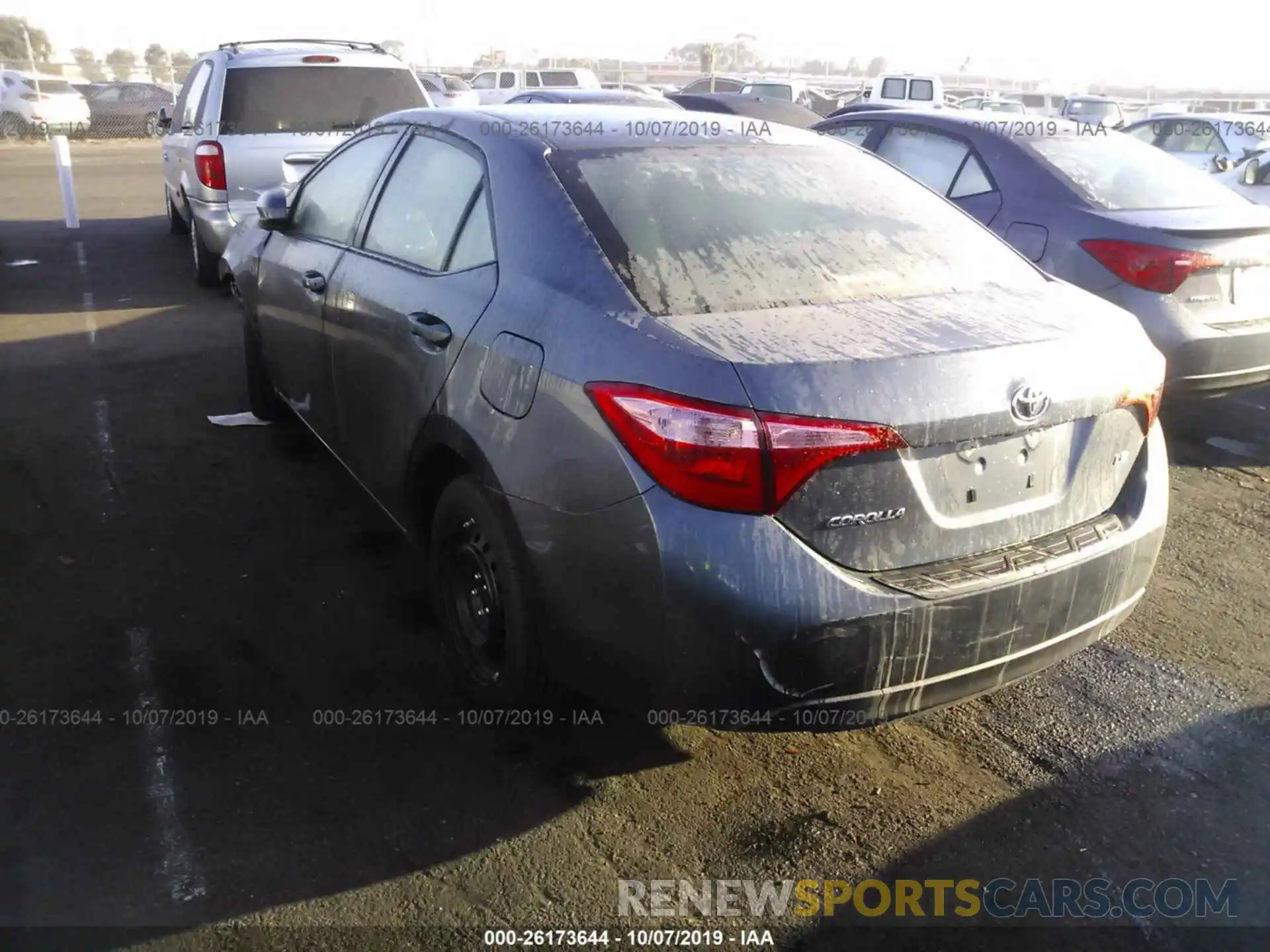 3 Photograph of a damaged car 2T1BURHE0KC186794 TOYOTA COROLLA 2019