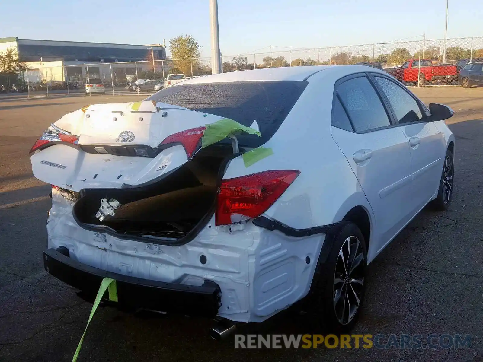 4 Photograph of a damaged car 2T1BURHE0KC188772 TOYOTA COROLLA 2019