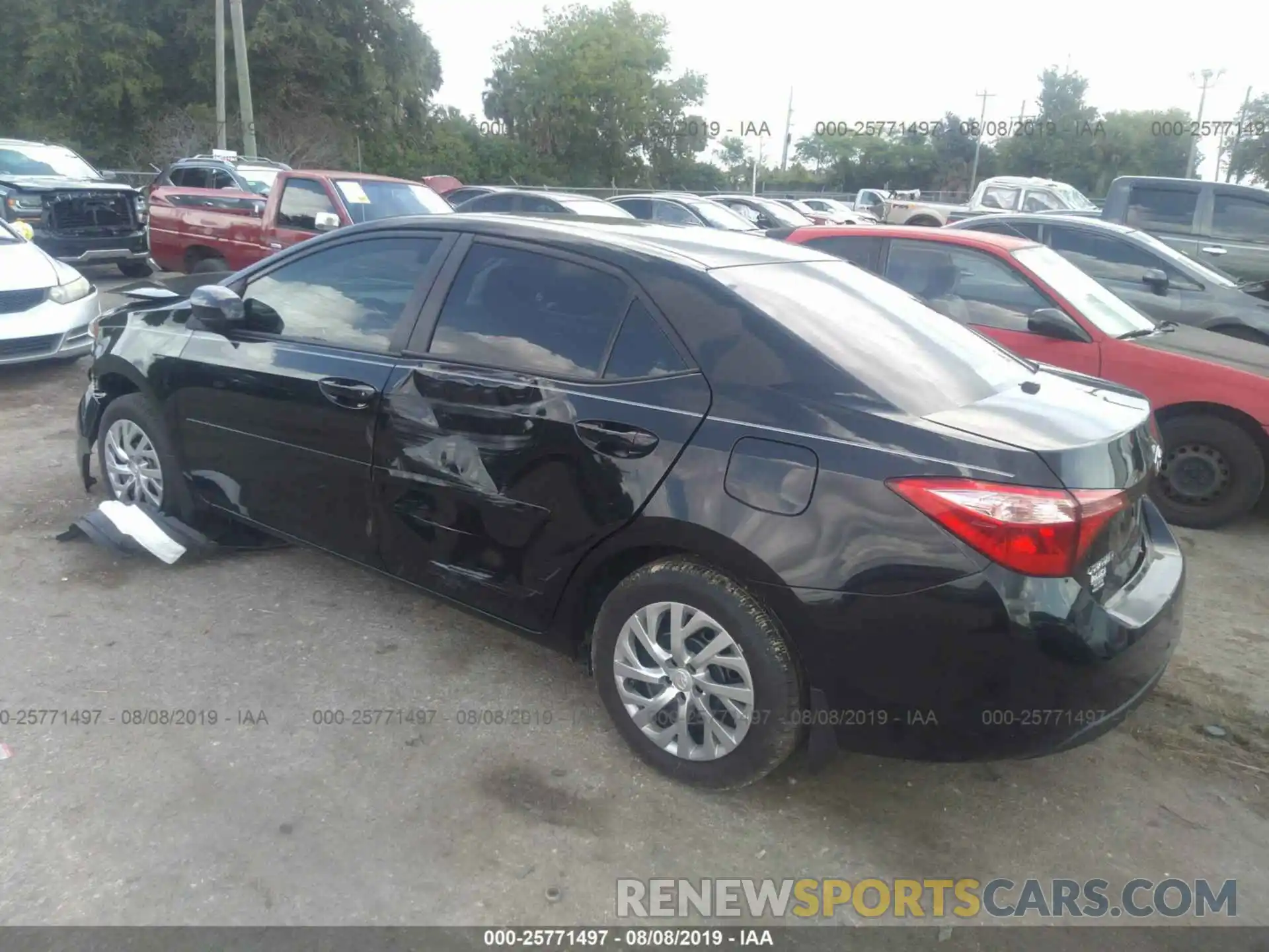 3 Photograph of a damaged car 2T1BURHE0KC188819 TOYOTA COROLLA 2019