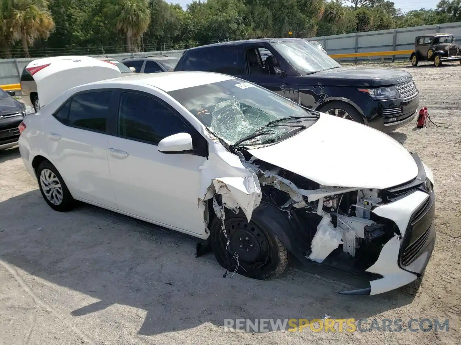 1 Photograph of a damaged car 2T1BURHE0KC189470 TOYOTA COROLLA 2019