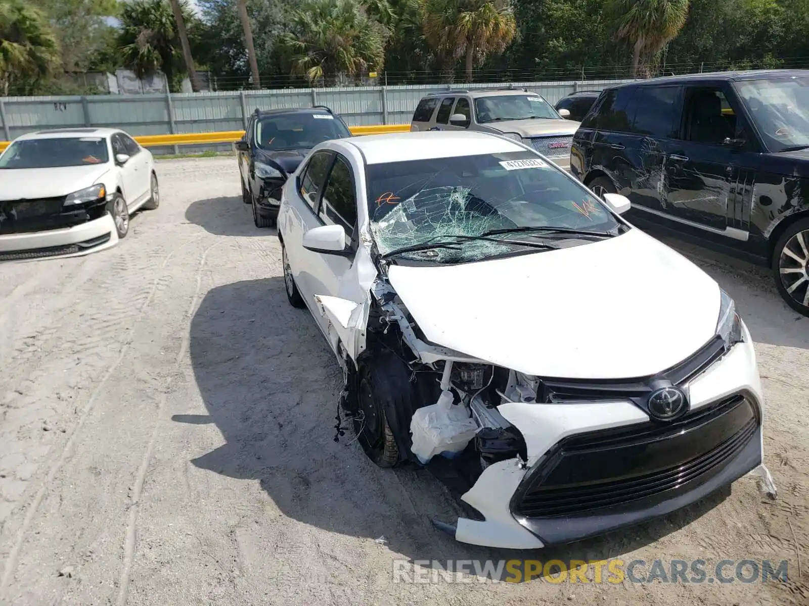 9 Photograph of a damaged car 2T1BURHE0KC189470 TOYOTA COROLLA 2019