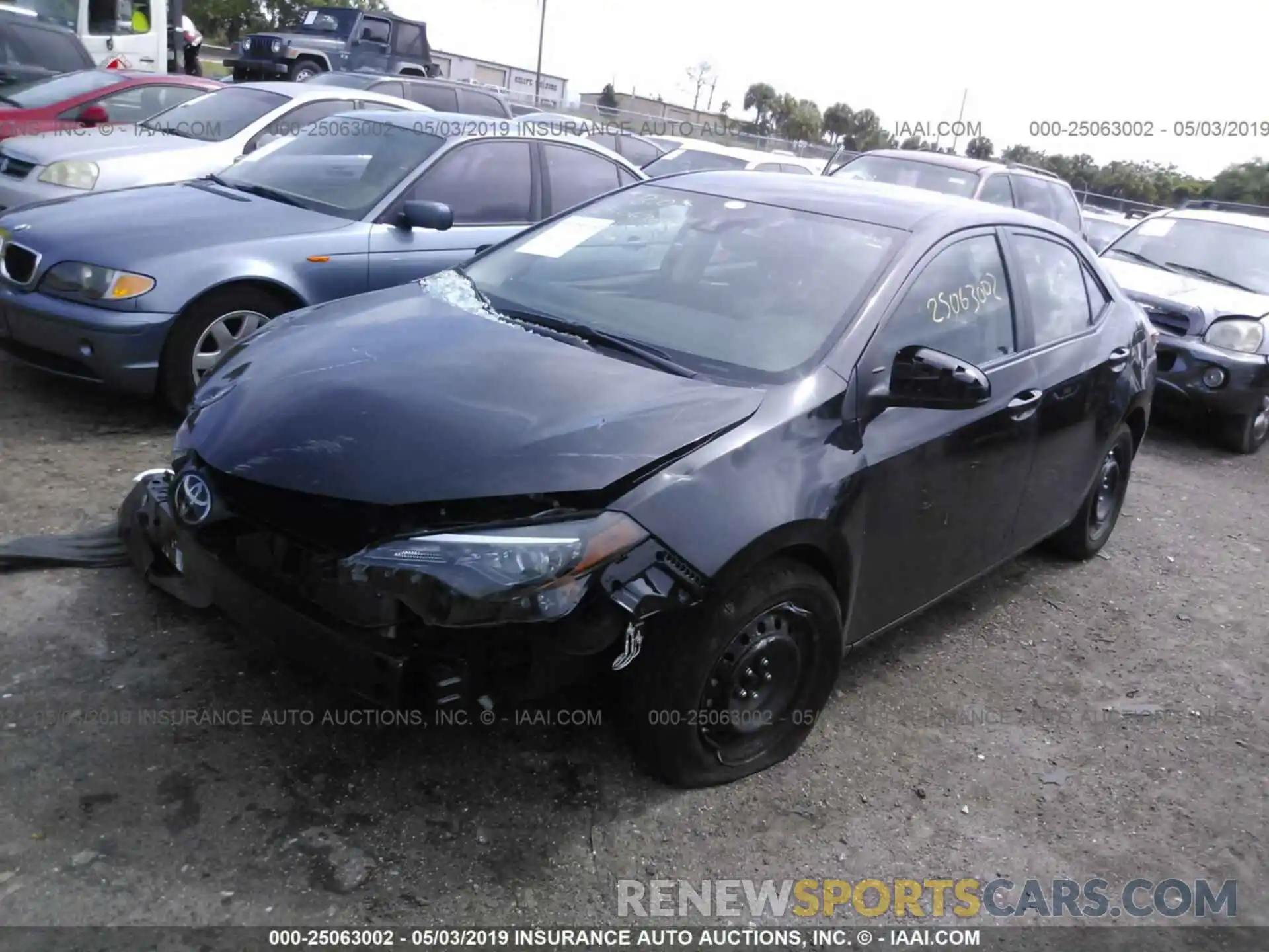 2 Photograph of a damaged car 2T1BURHE0KC189579 TOYOTA COROLLA 2019