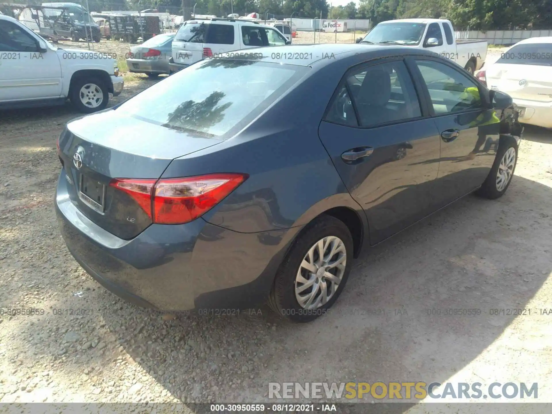 4 Photograph of a damaged car 2T1BURHE0KC190215 TOYOTA COROLLA 2019