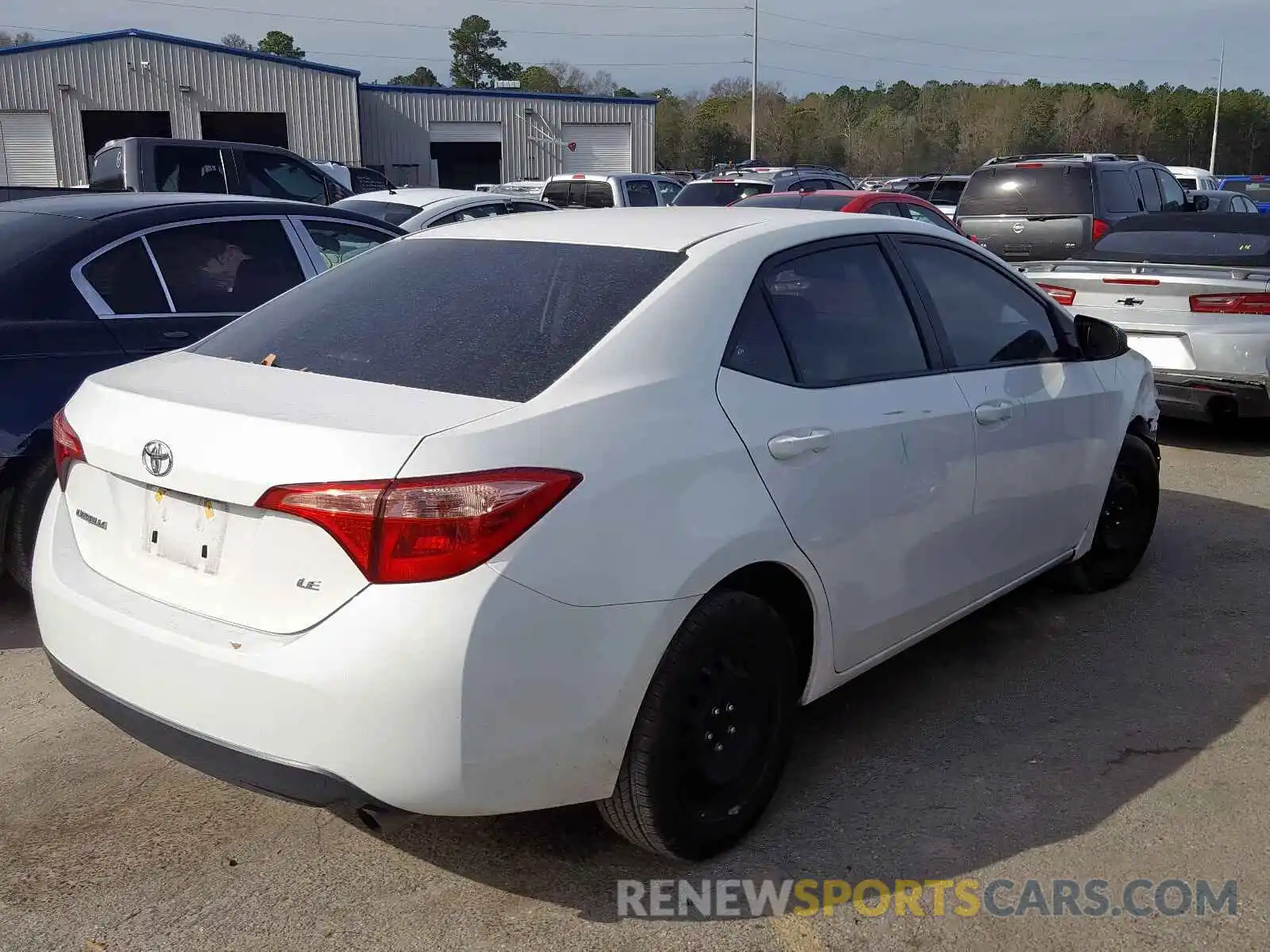 4 Photograph of a damaged car 2T1BURHE0KC190957 TOYOTA COROLLA 2019