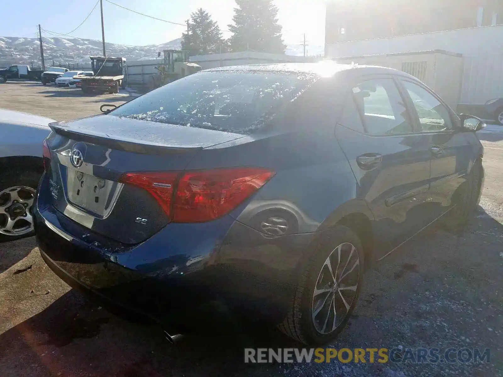 4 Photograph of a damaged car 2T1BURHE0KC191235 TOYOTA COROLLA 2019