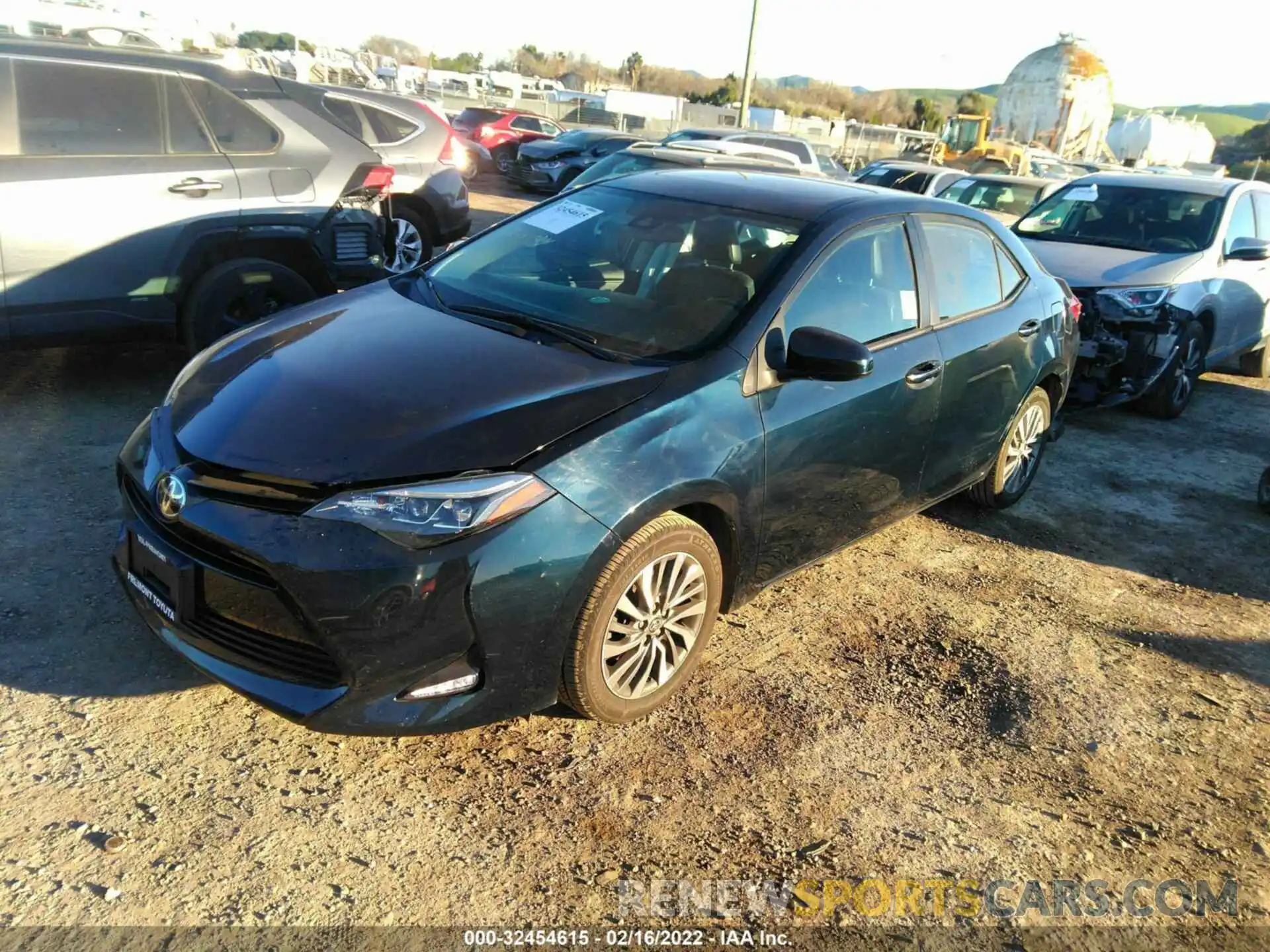 2 Photograph of a damaged car 2T1BURHE0KC192921 TOYOTA COROLLA 2019