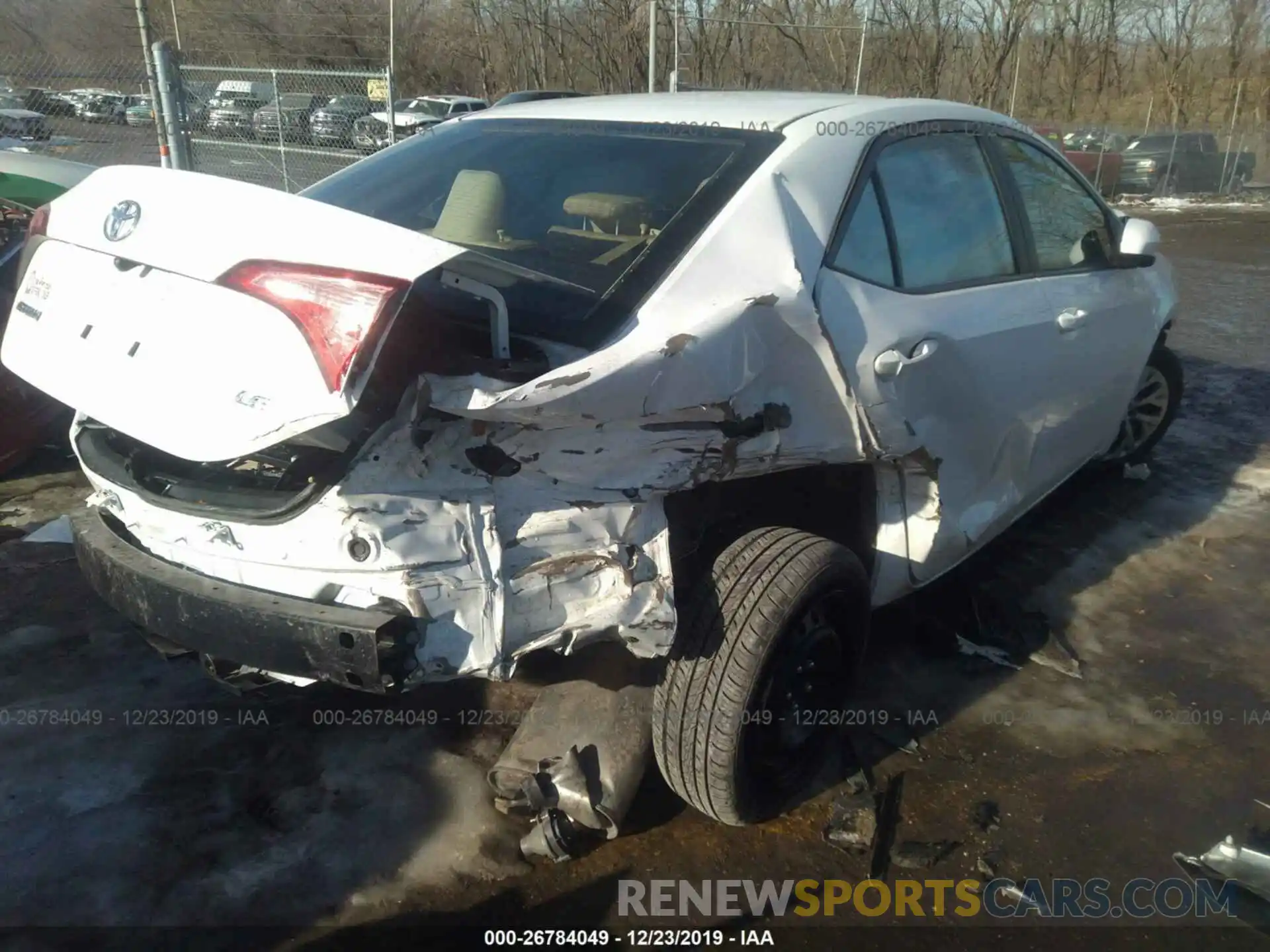 4 Photograph of a damaged car 2T1BURHE0KC194832 TOYOTA COROLLA 2019