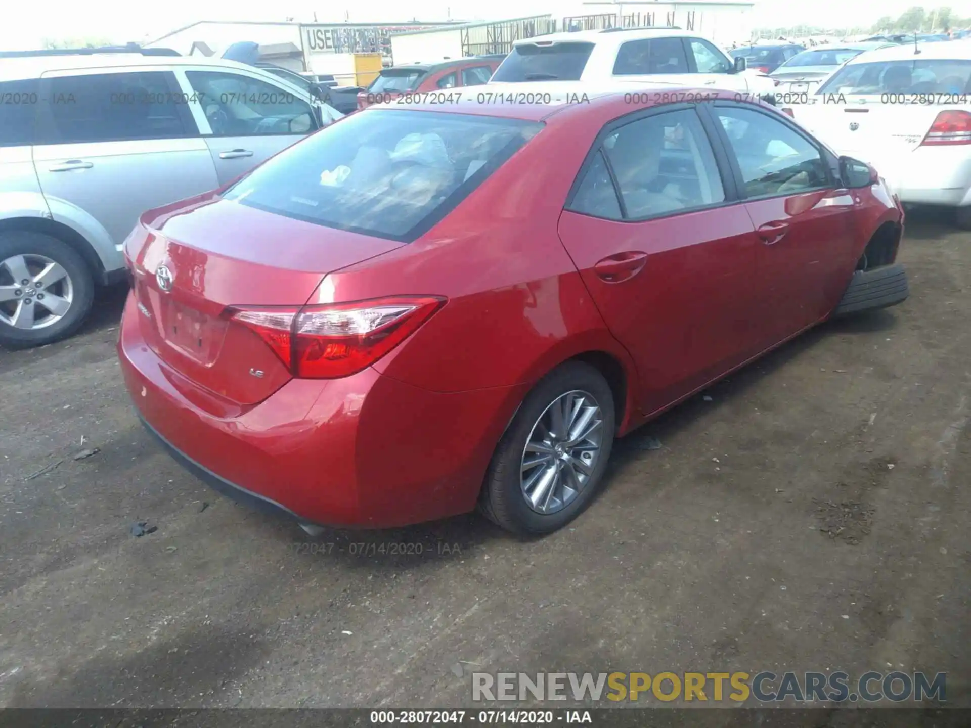 4 Photograph of a damaged car 2T1BURHE0KC194877 TOYOTA COROLLA 2019