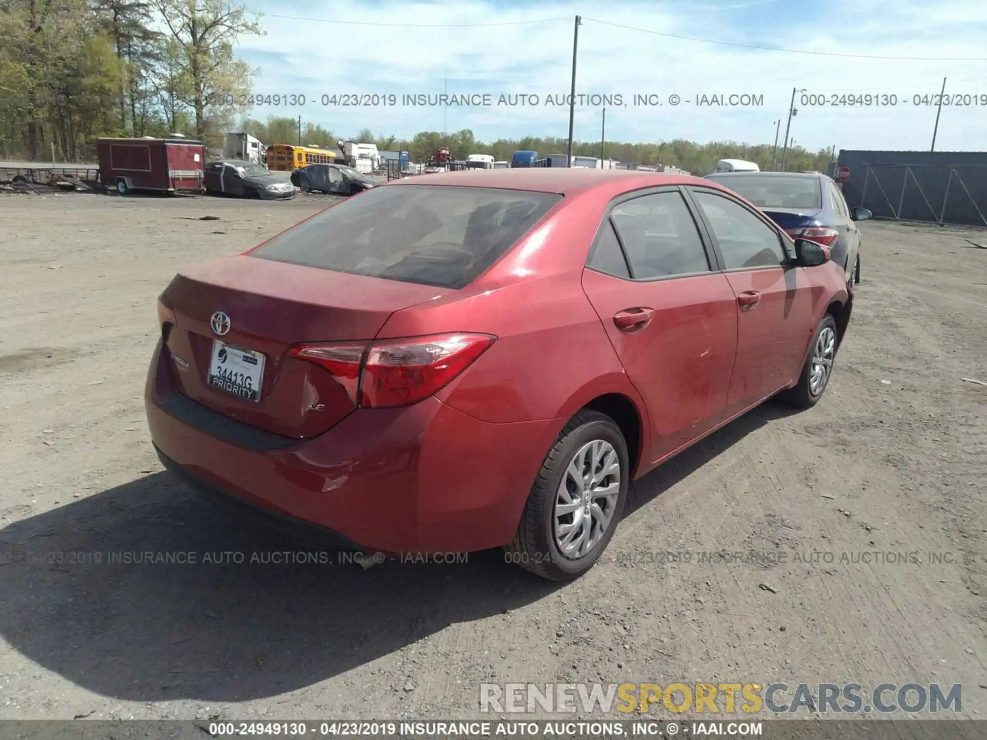 4 Photograph of a damaged car 2T1BURHE0KC195060 TOYOTA COROLLA 2019