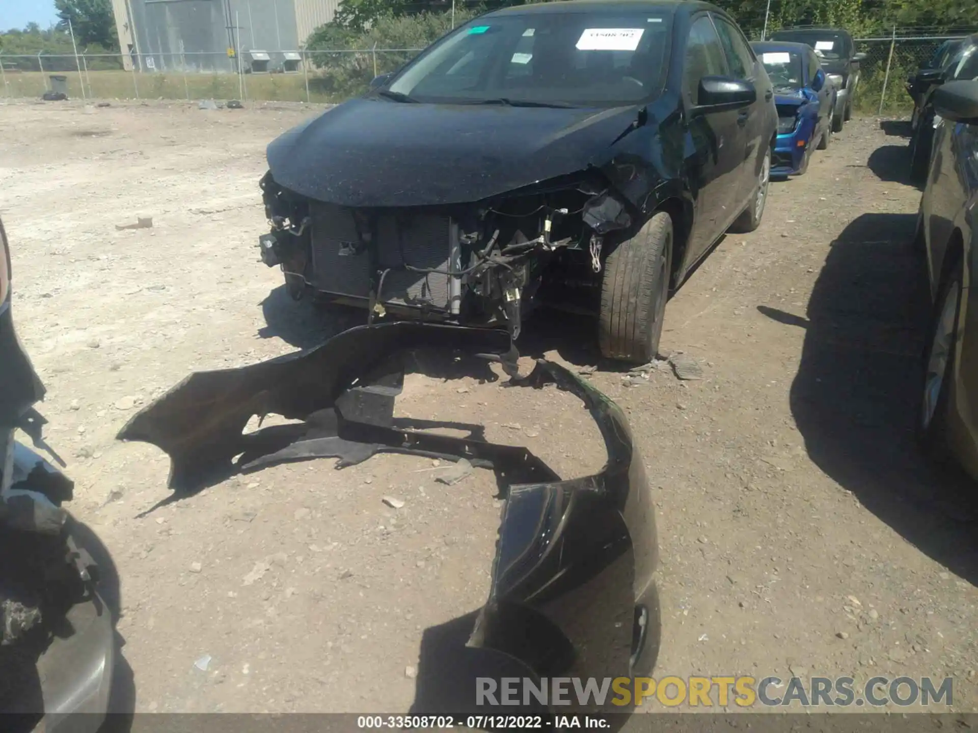 12 Photograph of a damaged car 2T1BURHE0KC195527 TOYOTA COROLLA 2019