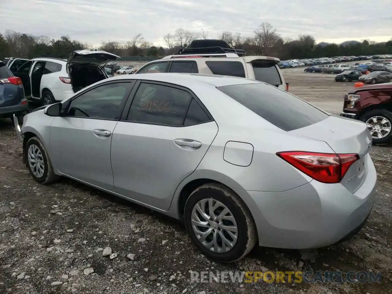 3 Photograph of a damaged car 2T1BURHE0KC196239 TOYOTA COROLLA 2019