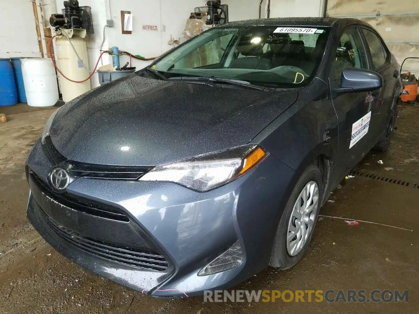 2 Photograph of a damaged car 2T1BURHE0KC197052 TOYOTA COROLLA 2019