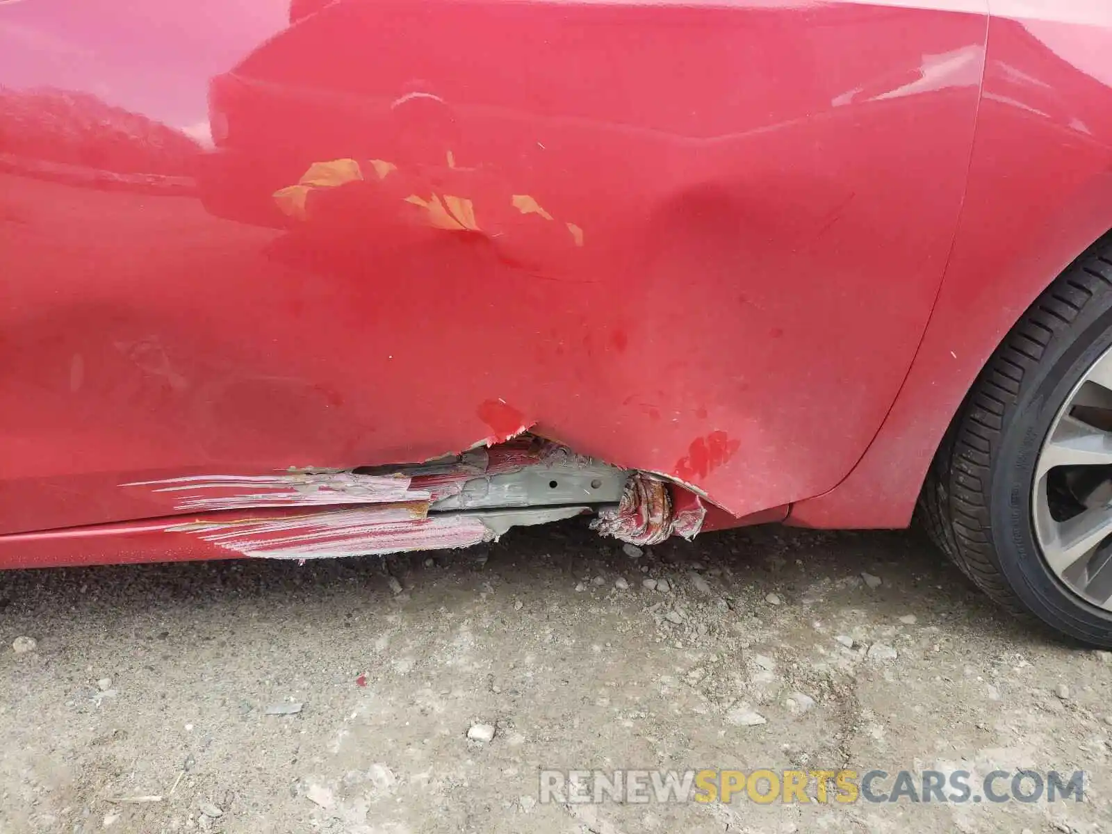 9 Photograph of a damaged car 2T1BURHE0KC197262 TOYOTA COROLLA 2019