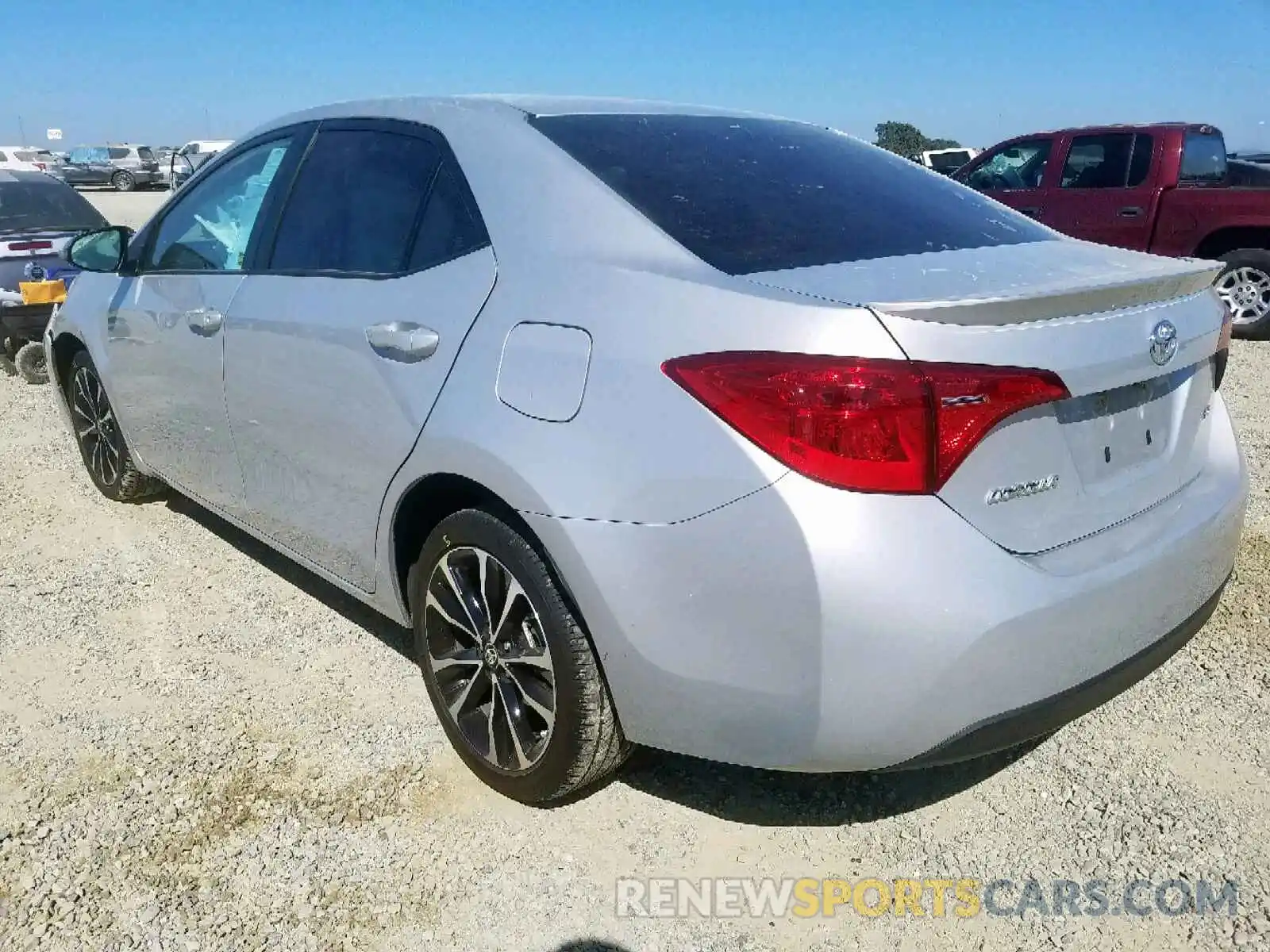 3 Photograph of a damaged car 2T1BURHE0KC197472 TOYOTA COROLLA 2019