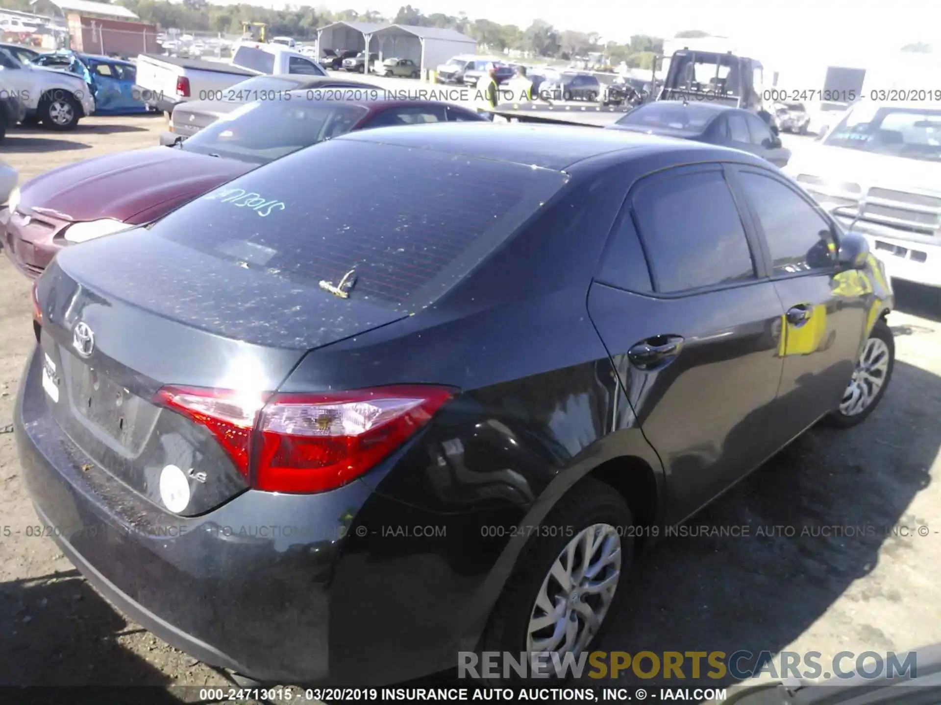 4 Photograph of a damaged car 2T1BURHE0KC197522 TOYOTA COROLLA 2019