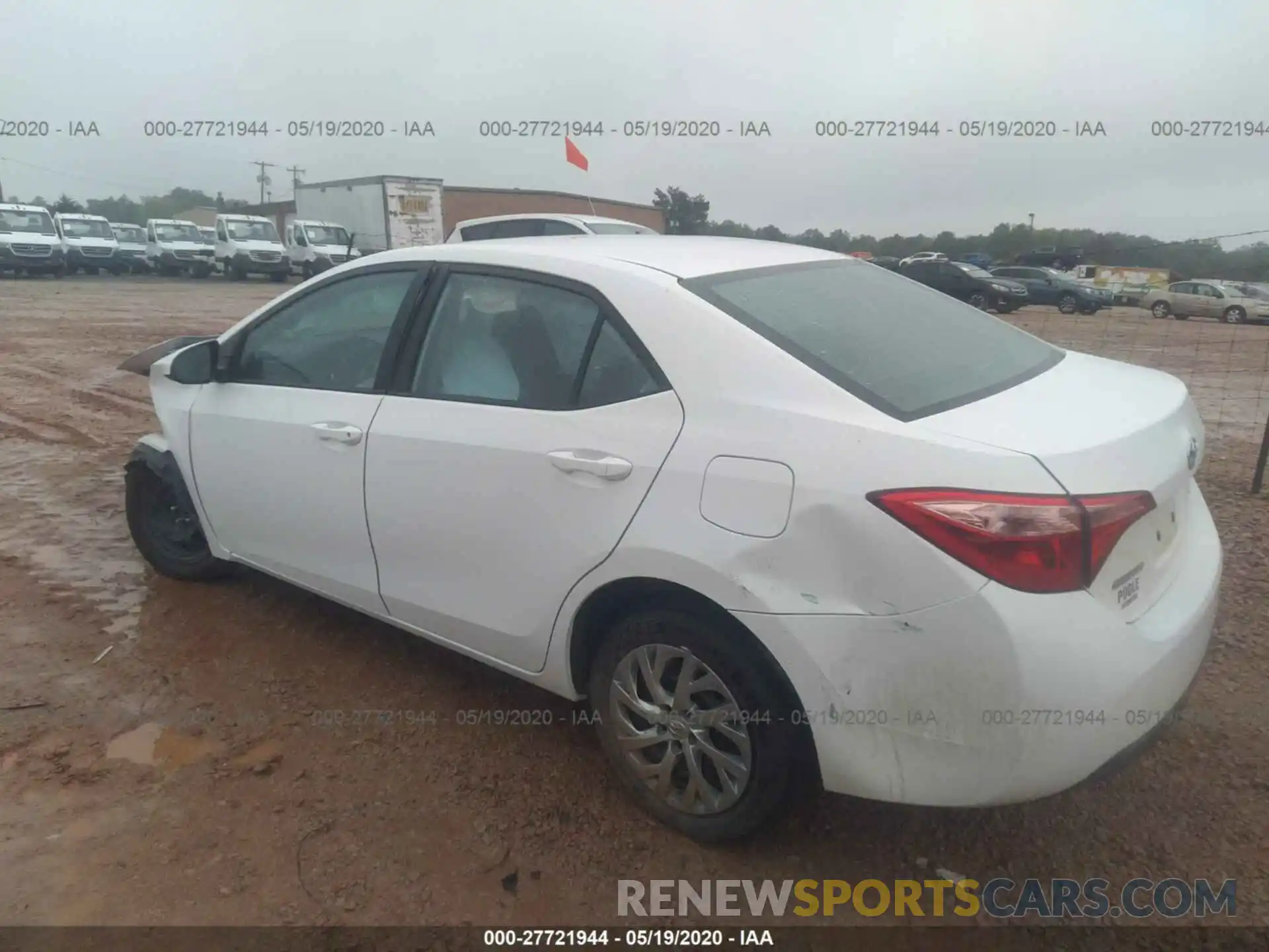 3 Photograph of a damaged car 2T1BURHE0KC197570 TOYOTA COROLLA 2019