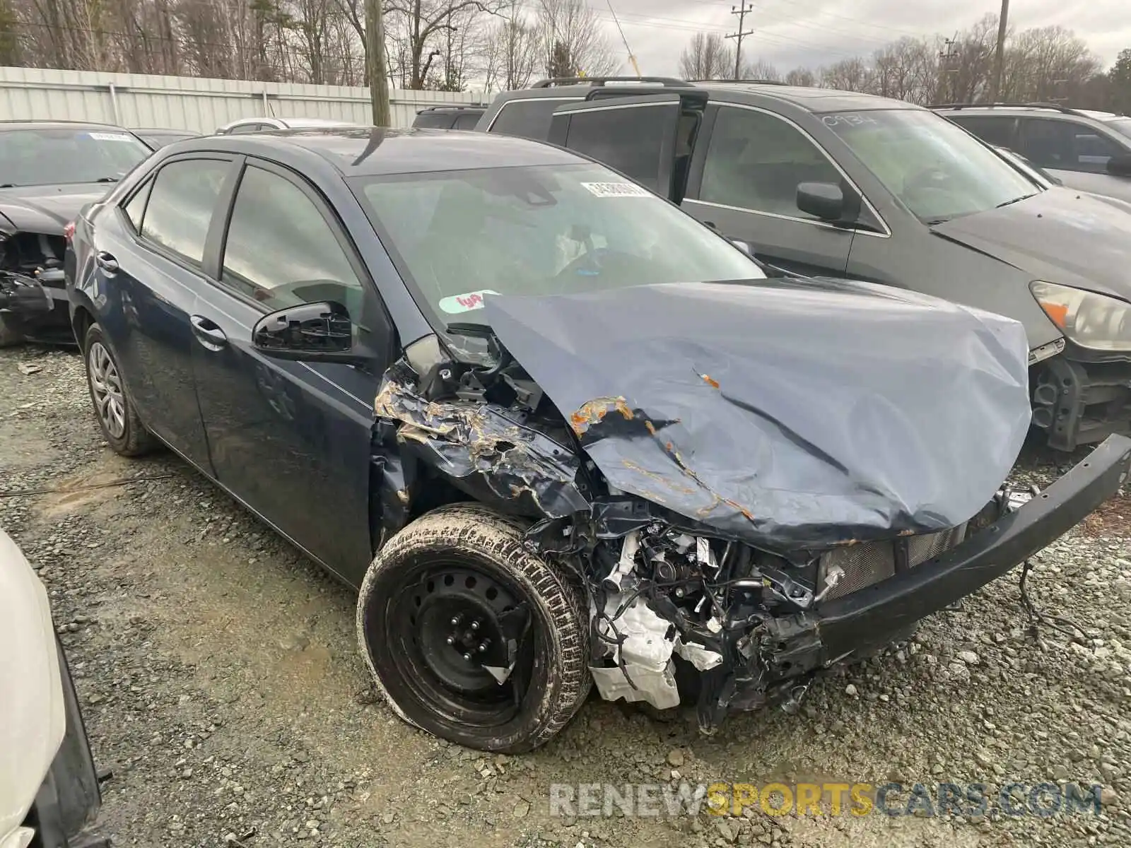 1 Photograph of a damaged car 2T1BURHE0KC198444 TOYOTA COROLLA 2019